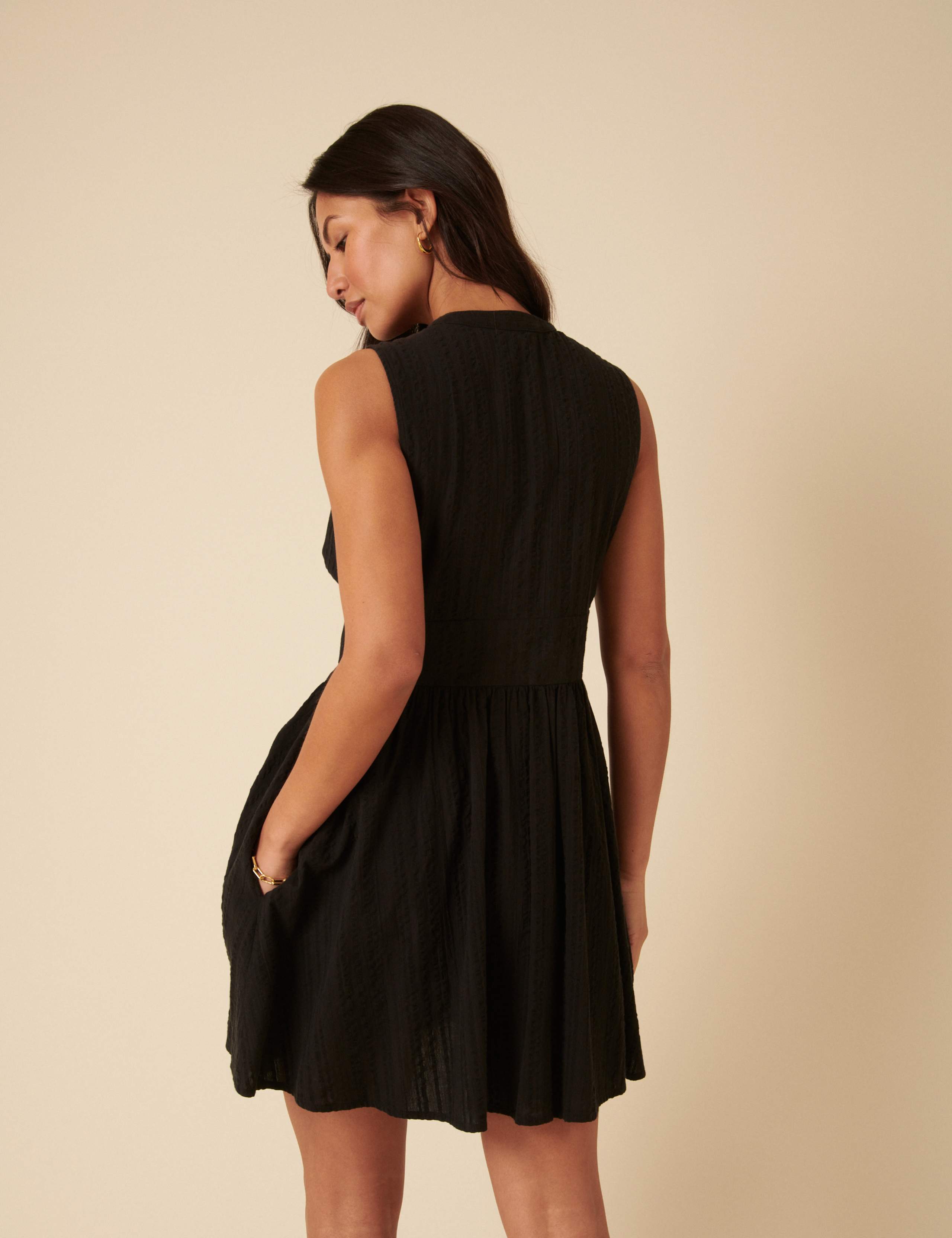 Linen Rich VNeck Mini Waisted Dress 3 of 5