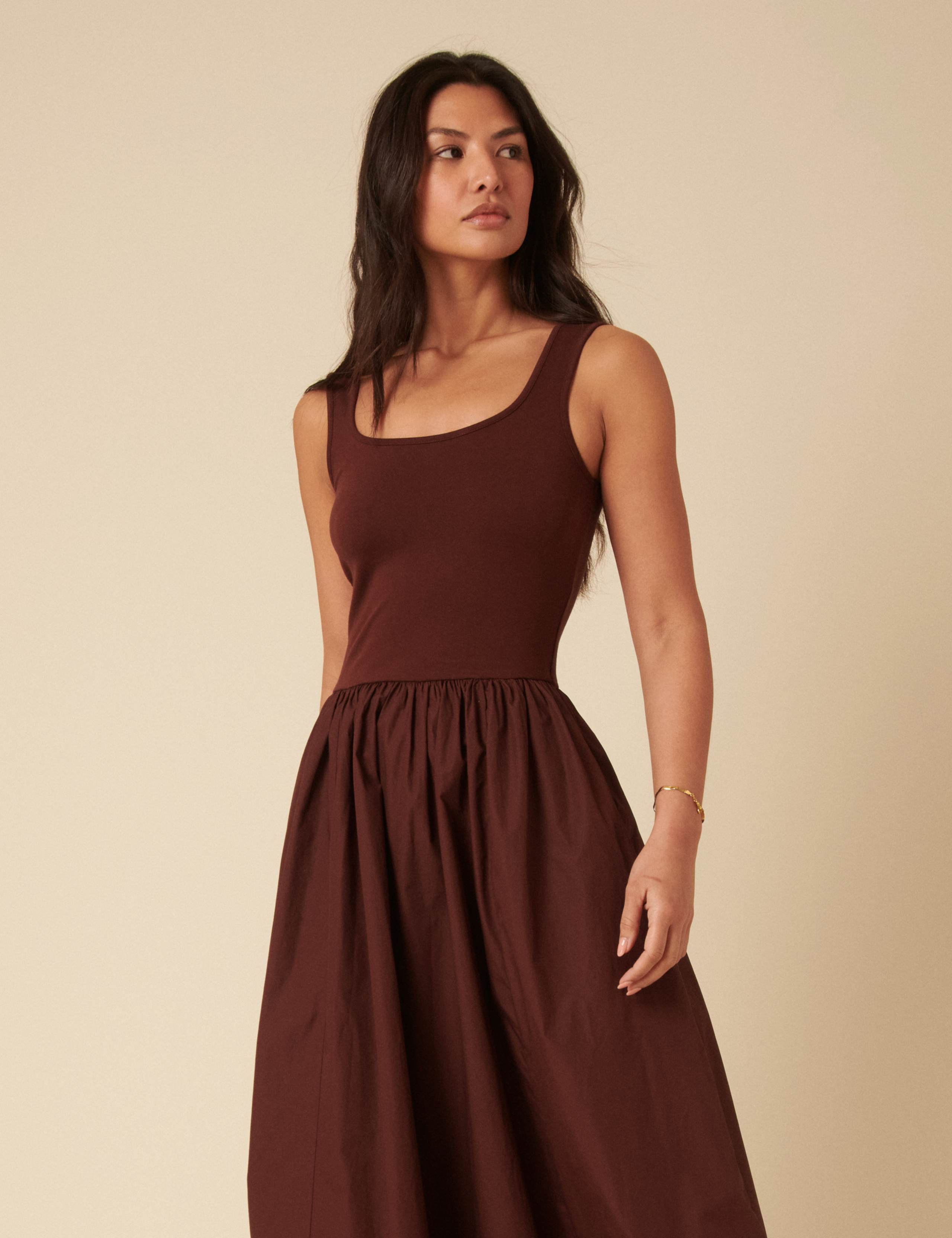Square Neck Midaxi Skater Dress 2 of 5