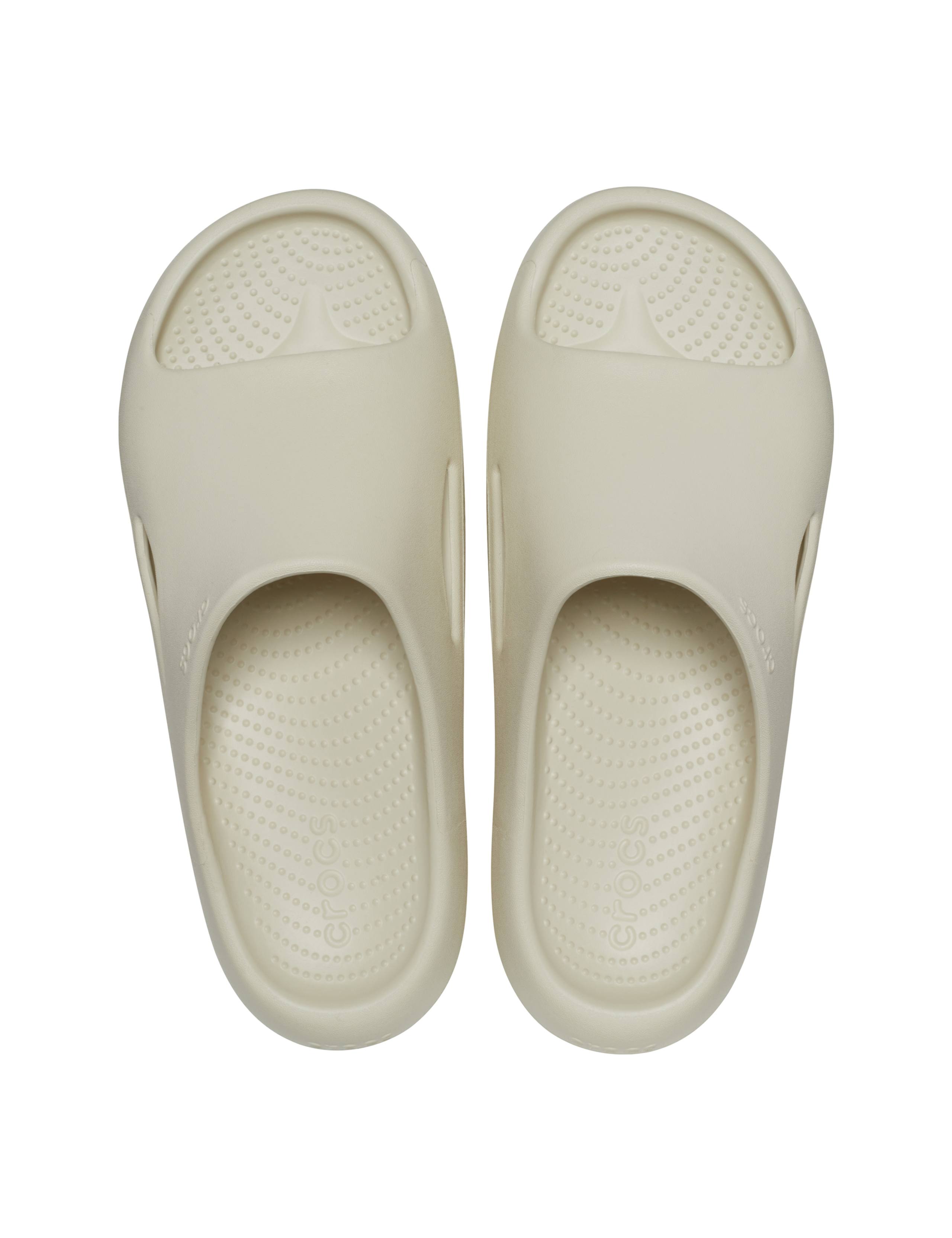 Mellow Recovery Flat Sandals 3 of 6