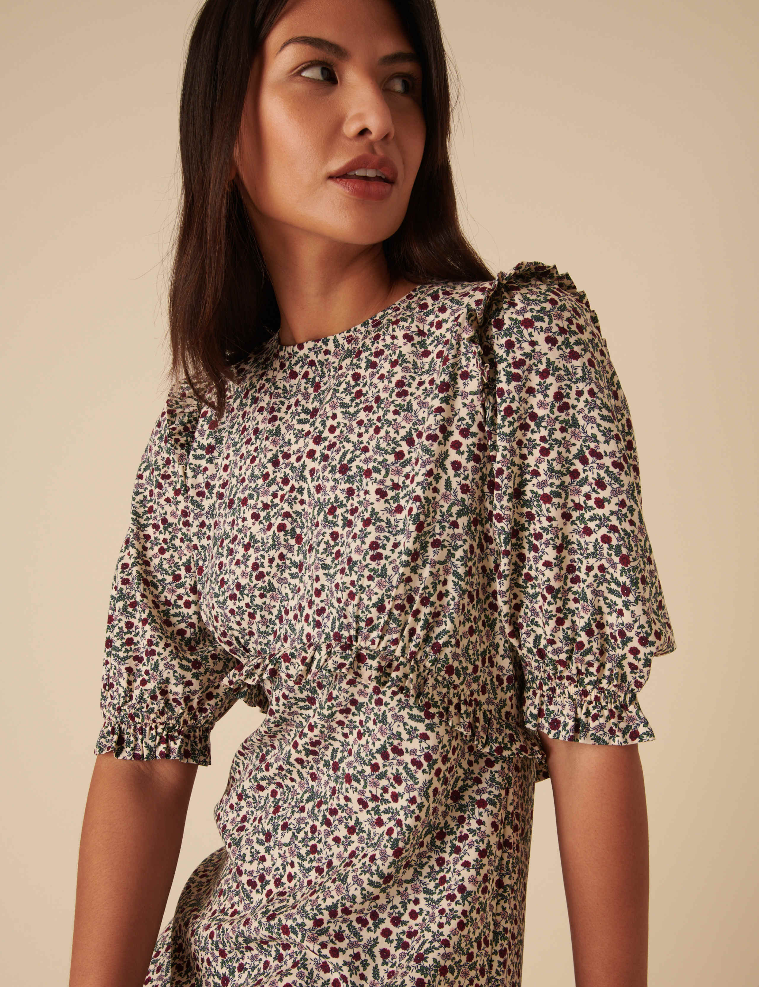 Ditsy Floral Frill Detail Puff Sleeve Midi Tea Dress 4 of 4