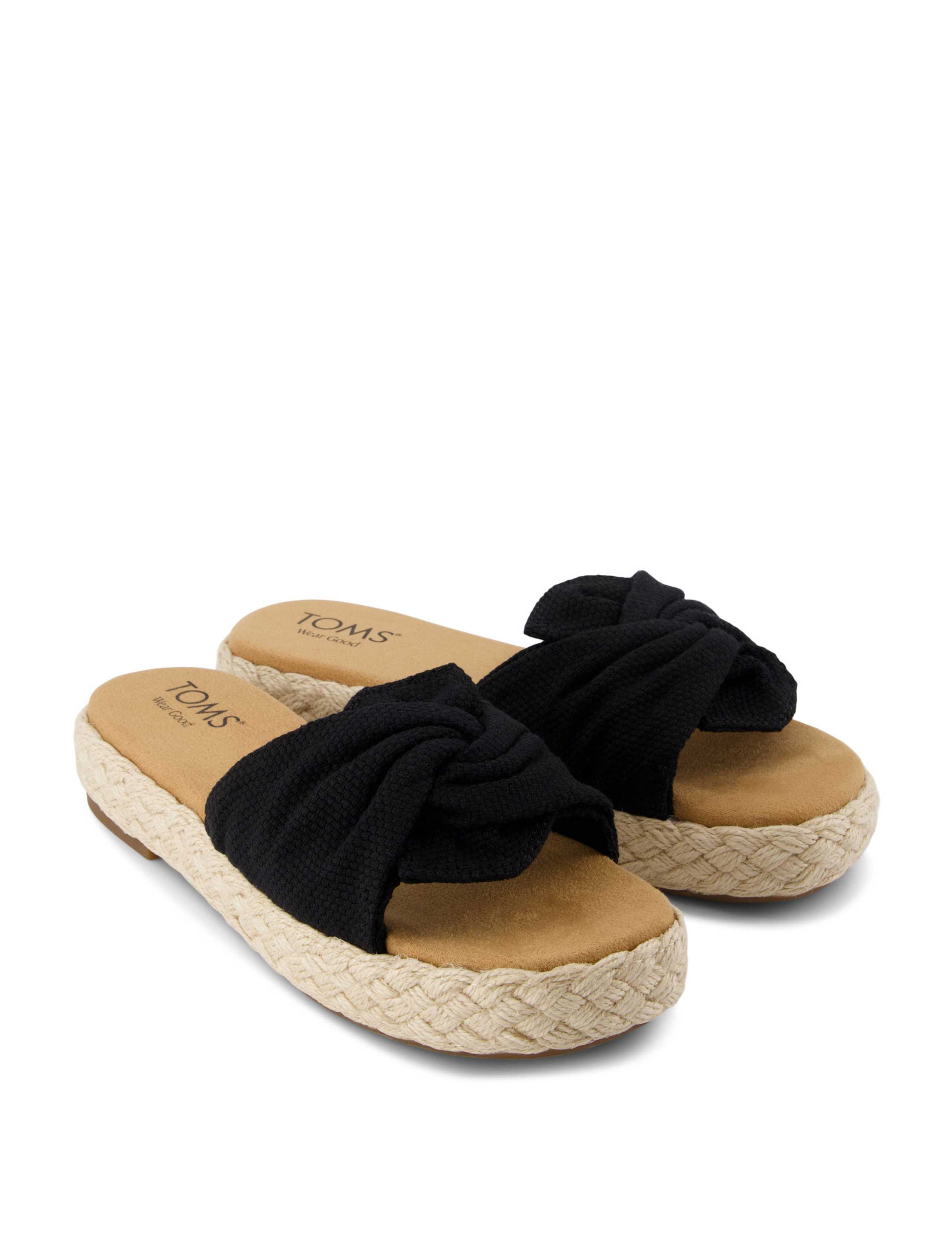 Canvas Crossover Platform Sliders 3 of 9