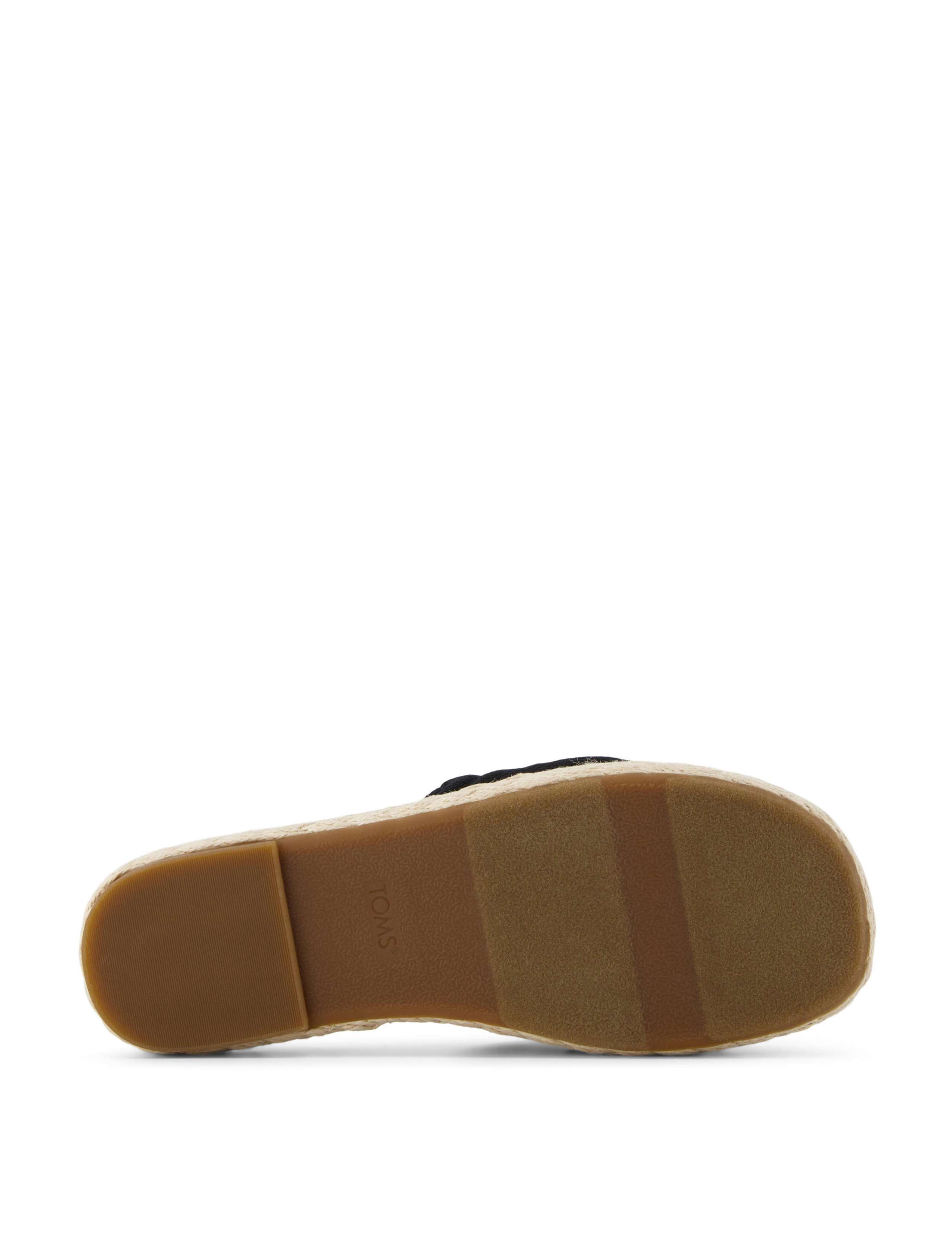 Canvas Crossover Platform Sliders 9 of 9