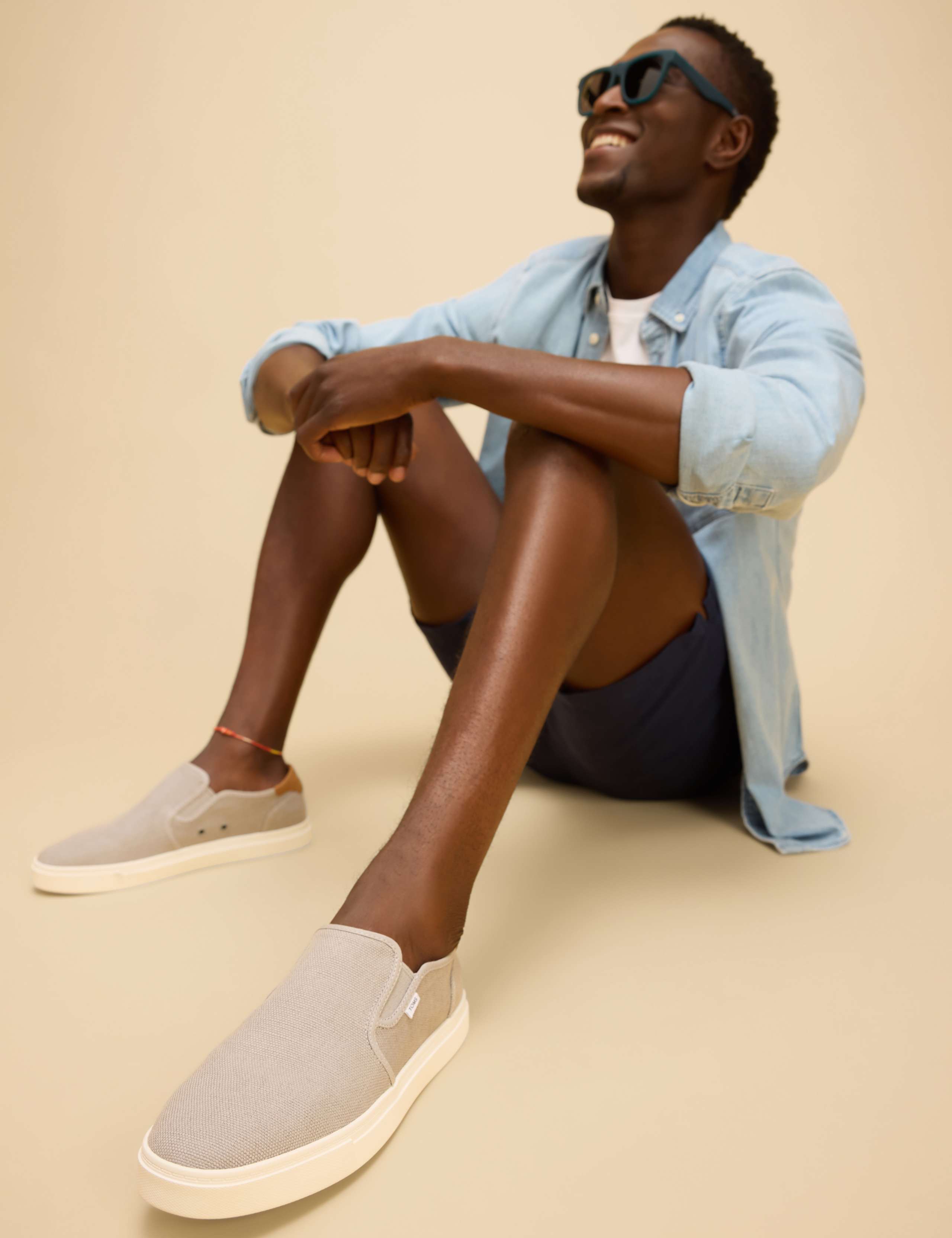 Canvas Pull-on Trainers 3 of 11