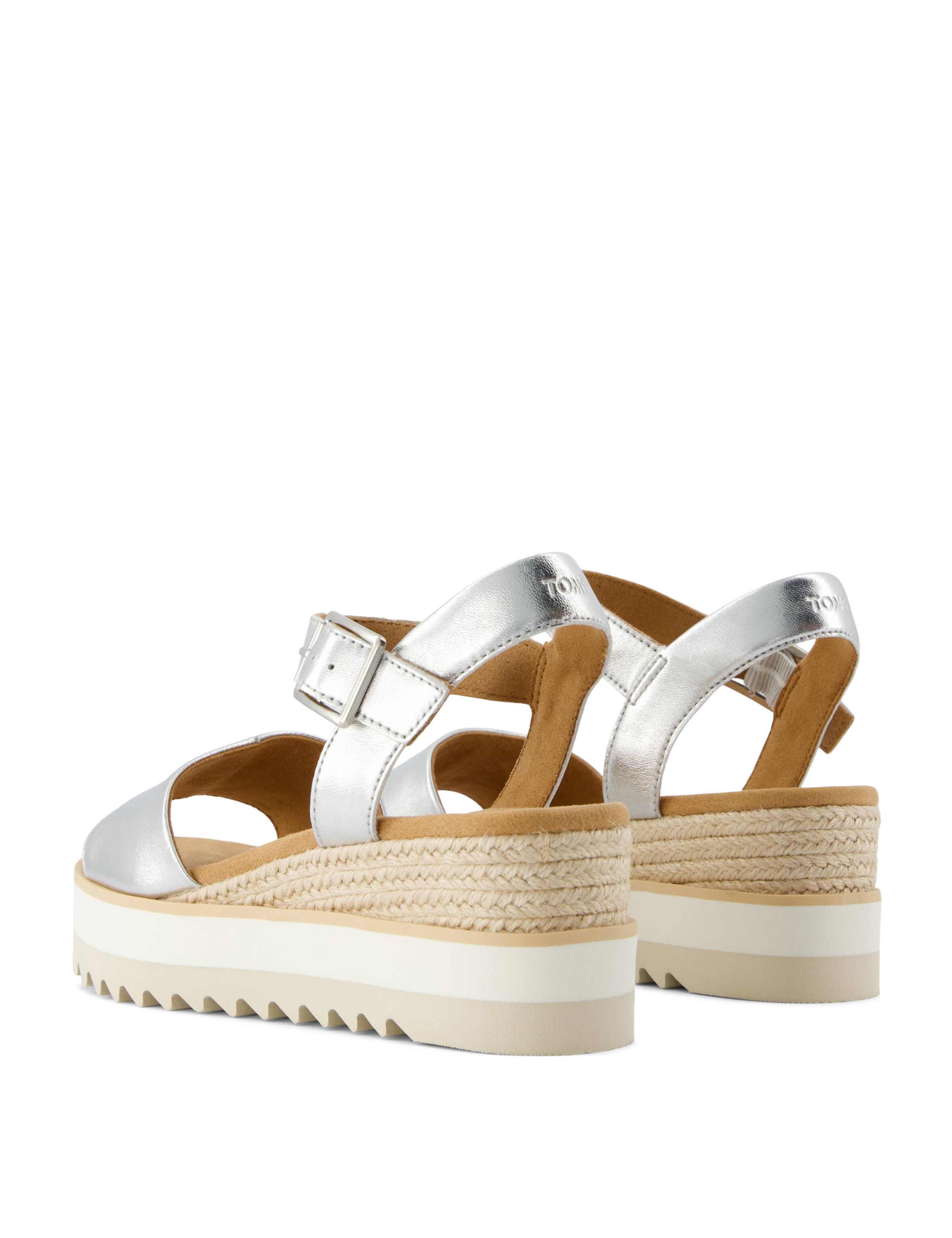 Metallic Buckle Ankle Strap Platform Sandals 11 of 15