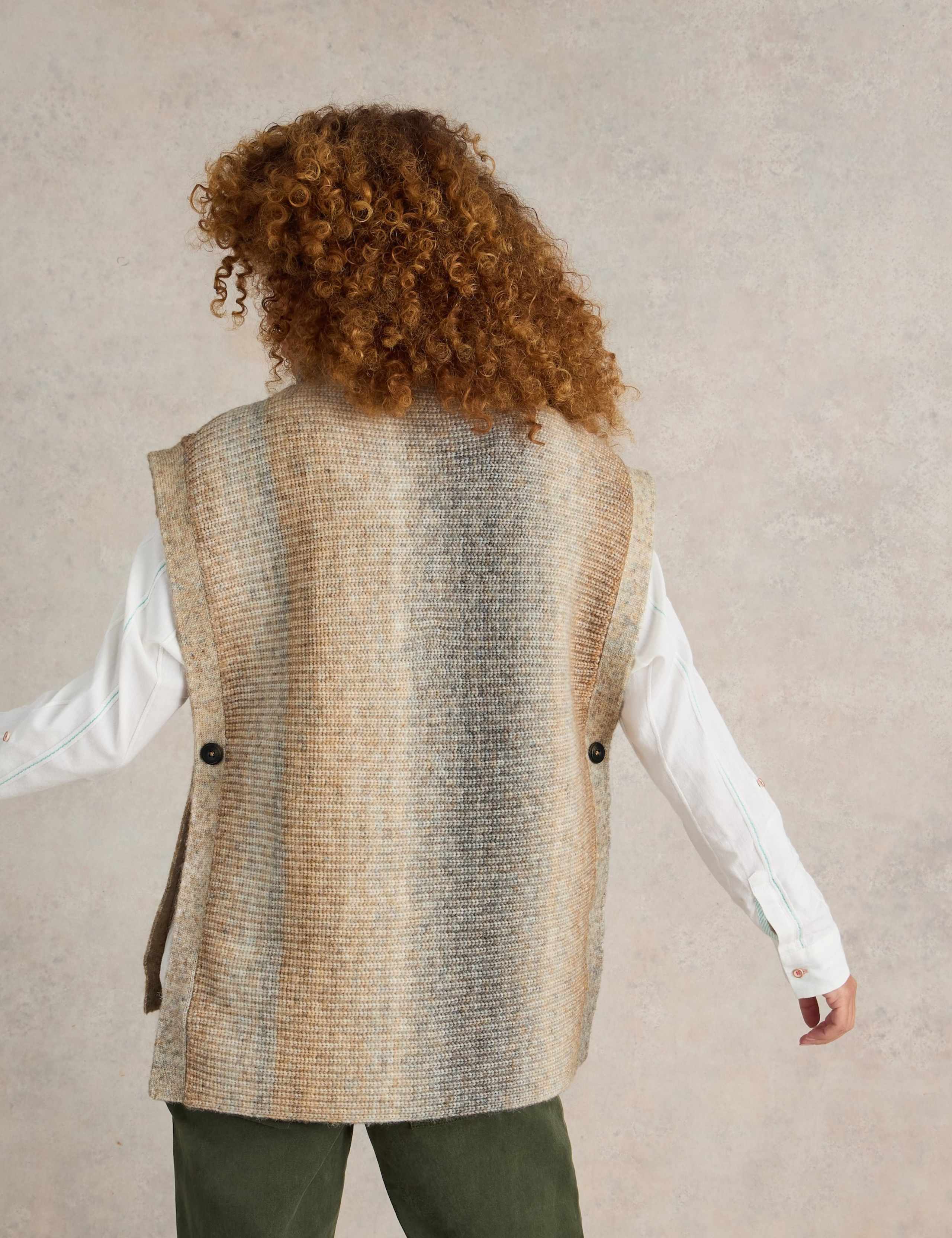 Knitted Ombré Side Button Poncho with Wool 4 of 6