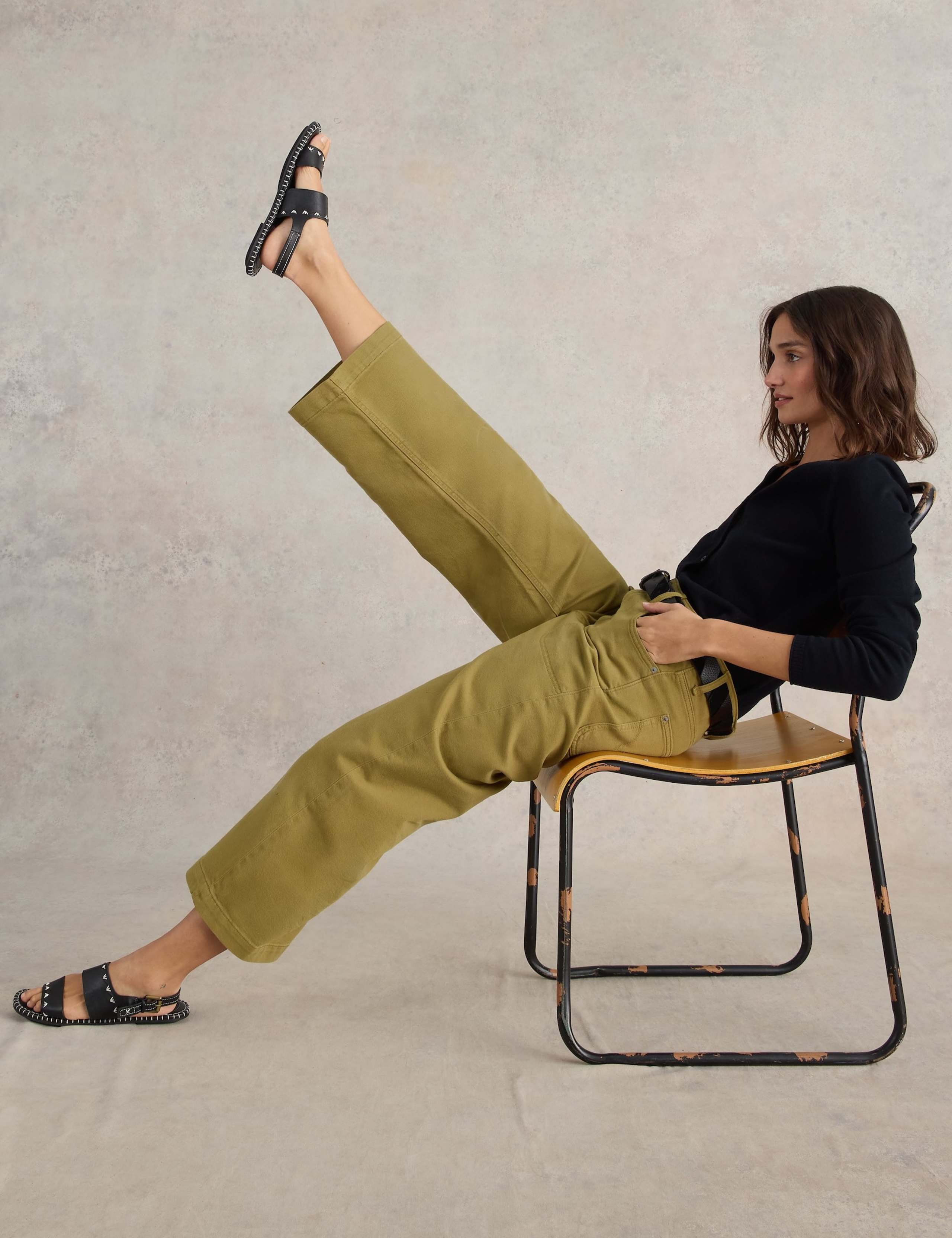 Mid Rise Wide Leg Cropped Jeans 4 of 6
