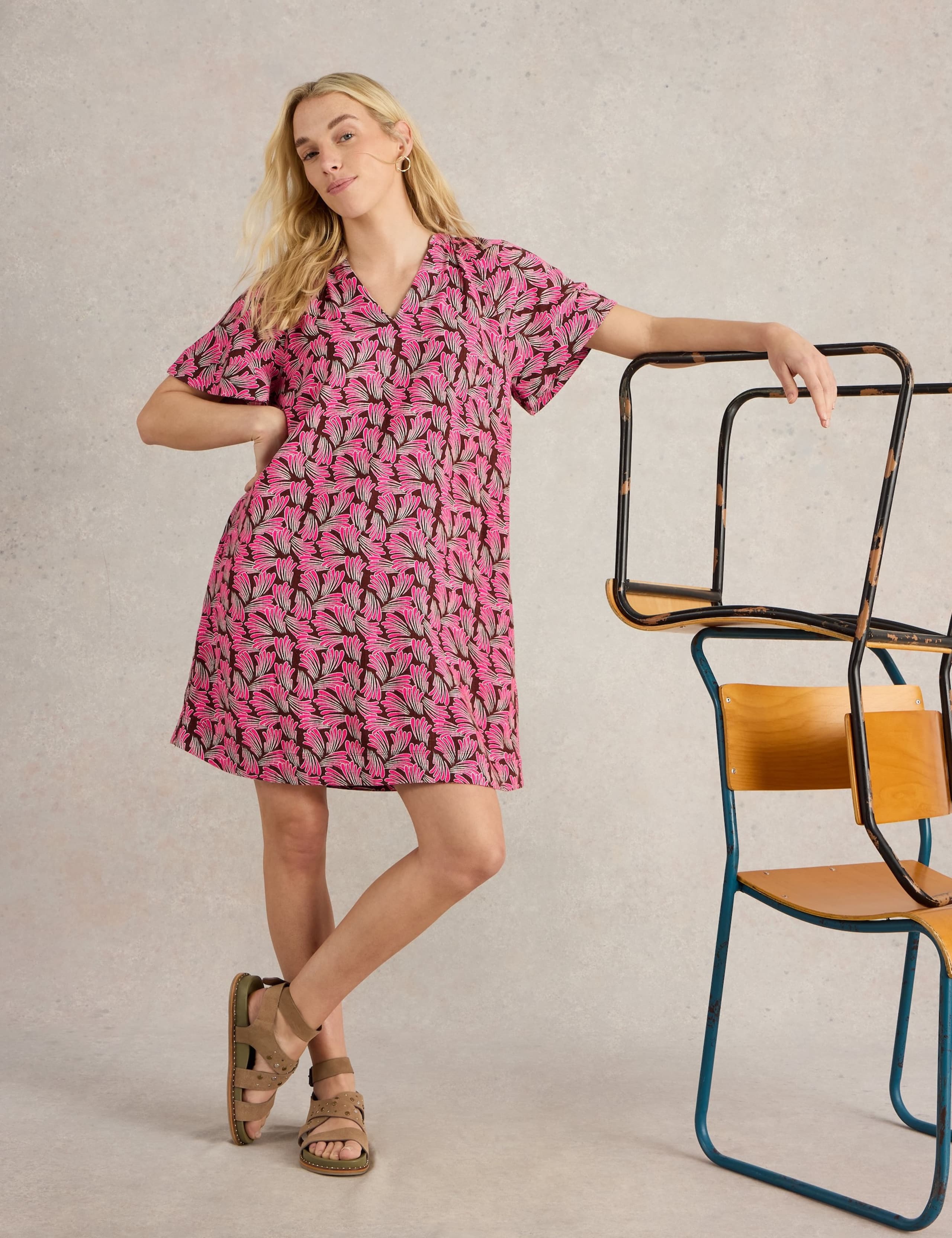 Linen Blend Printed V-Neck Shift Dress 5 of 6
