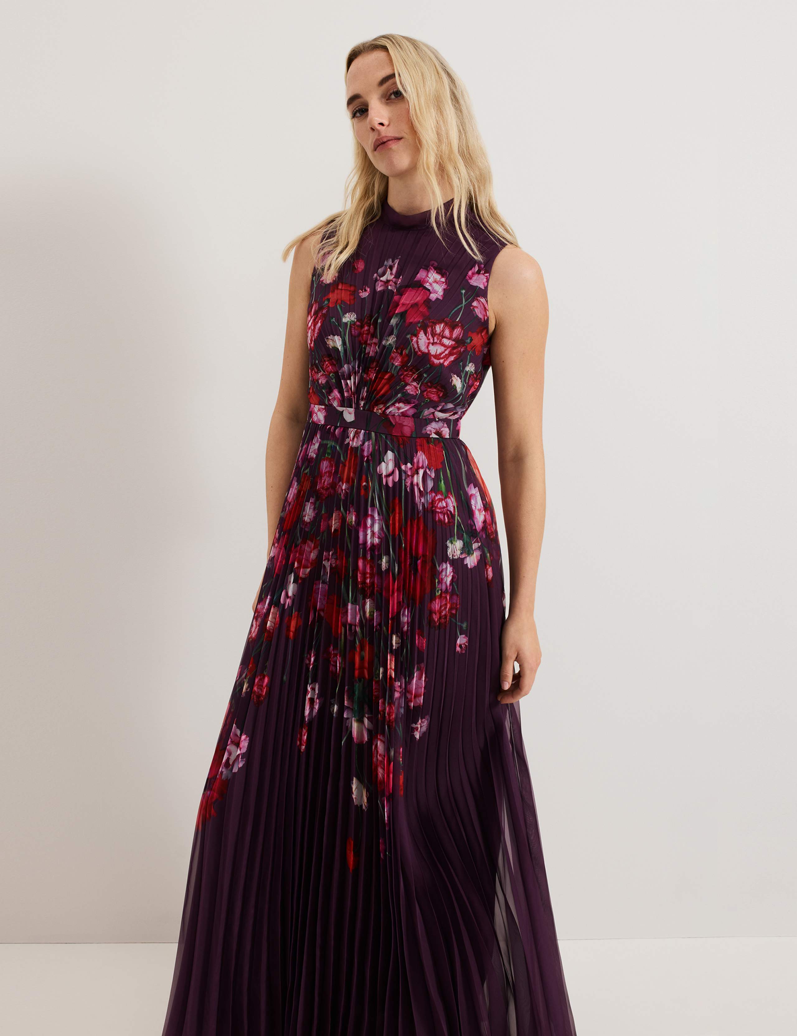 Floral Pleated Maxi Skater Dress 4 of 9
