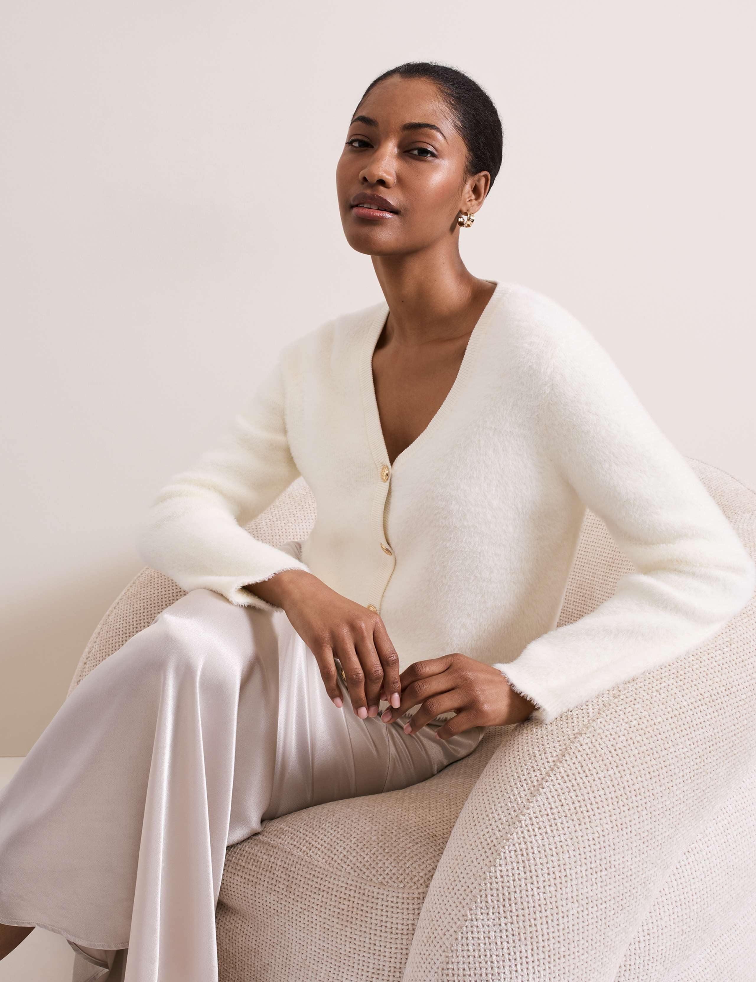 Textured V-Neck Cardigan 6 of 8