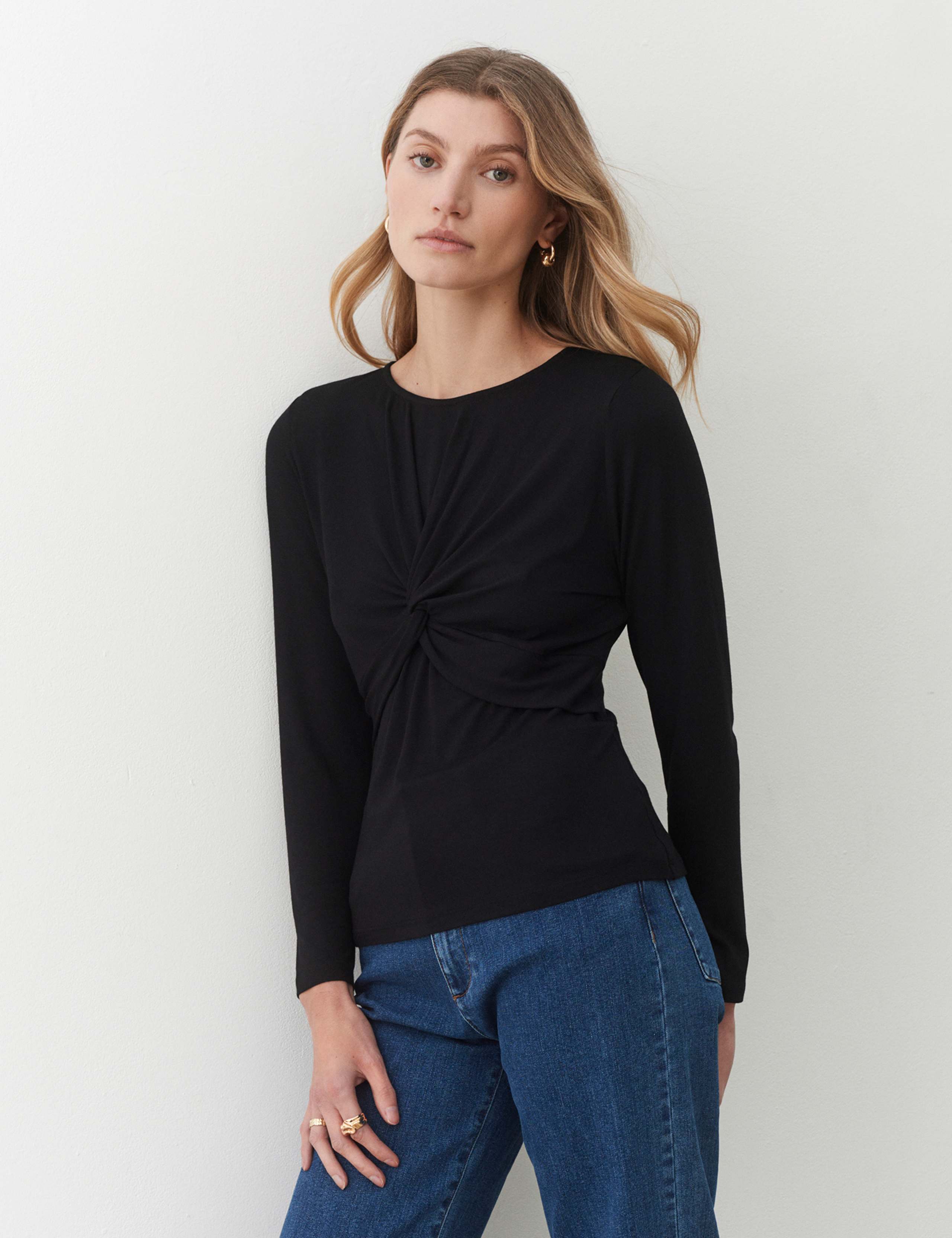 Twist Front Top 1 of 4