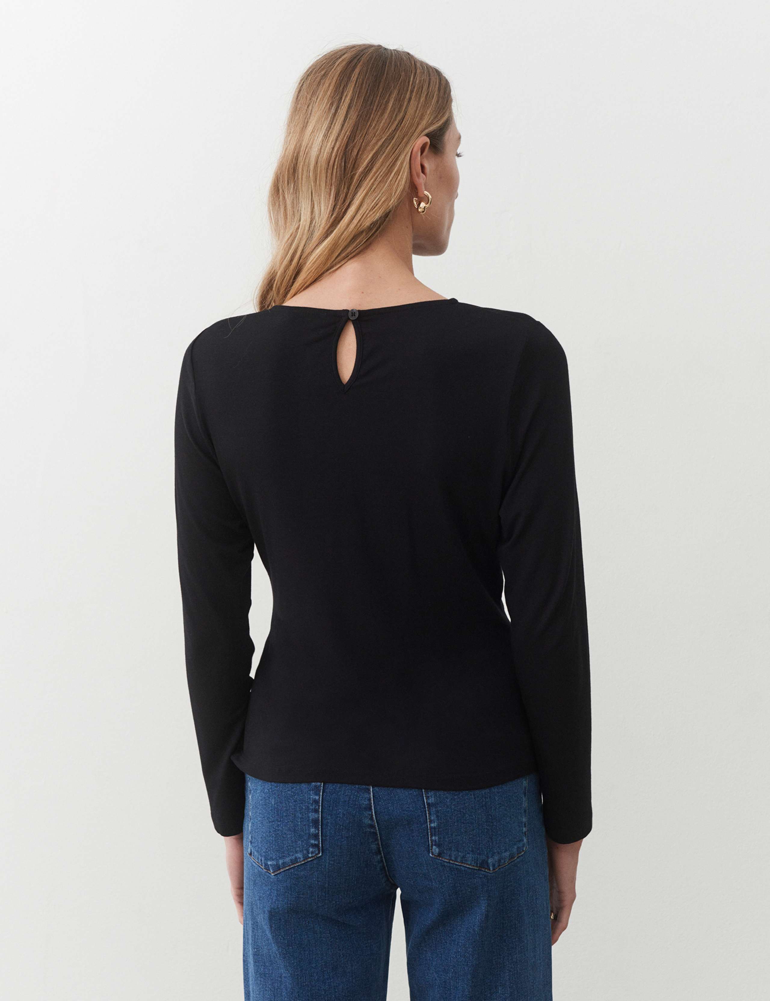 Twist Front Top 3 of 4