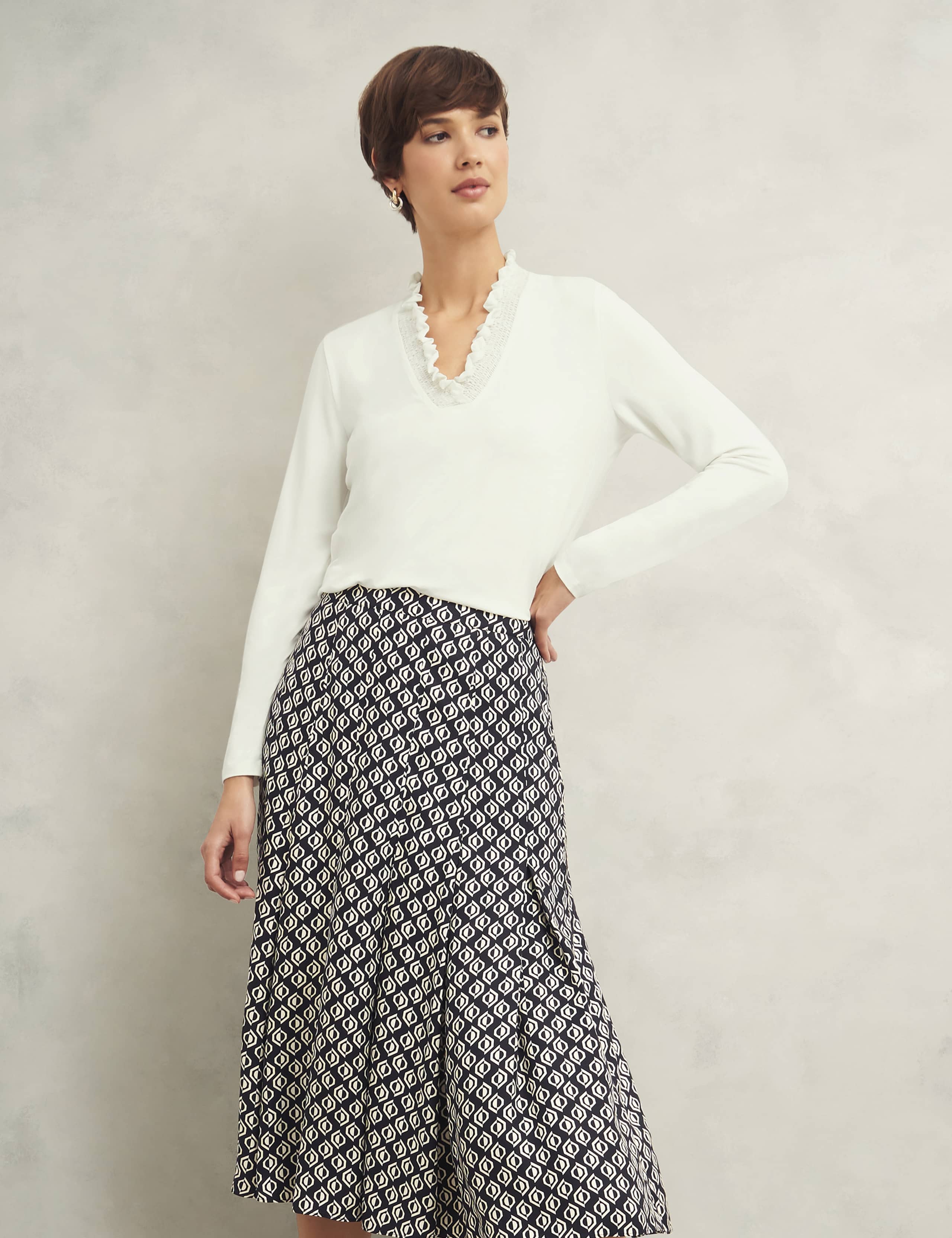 V-Neck Frill Detail Top 6 of 6