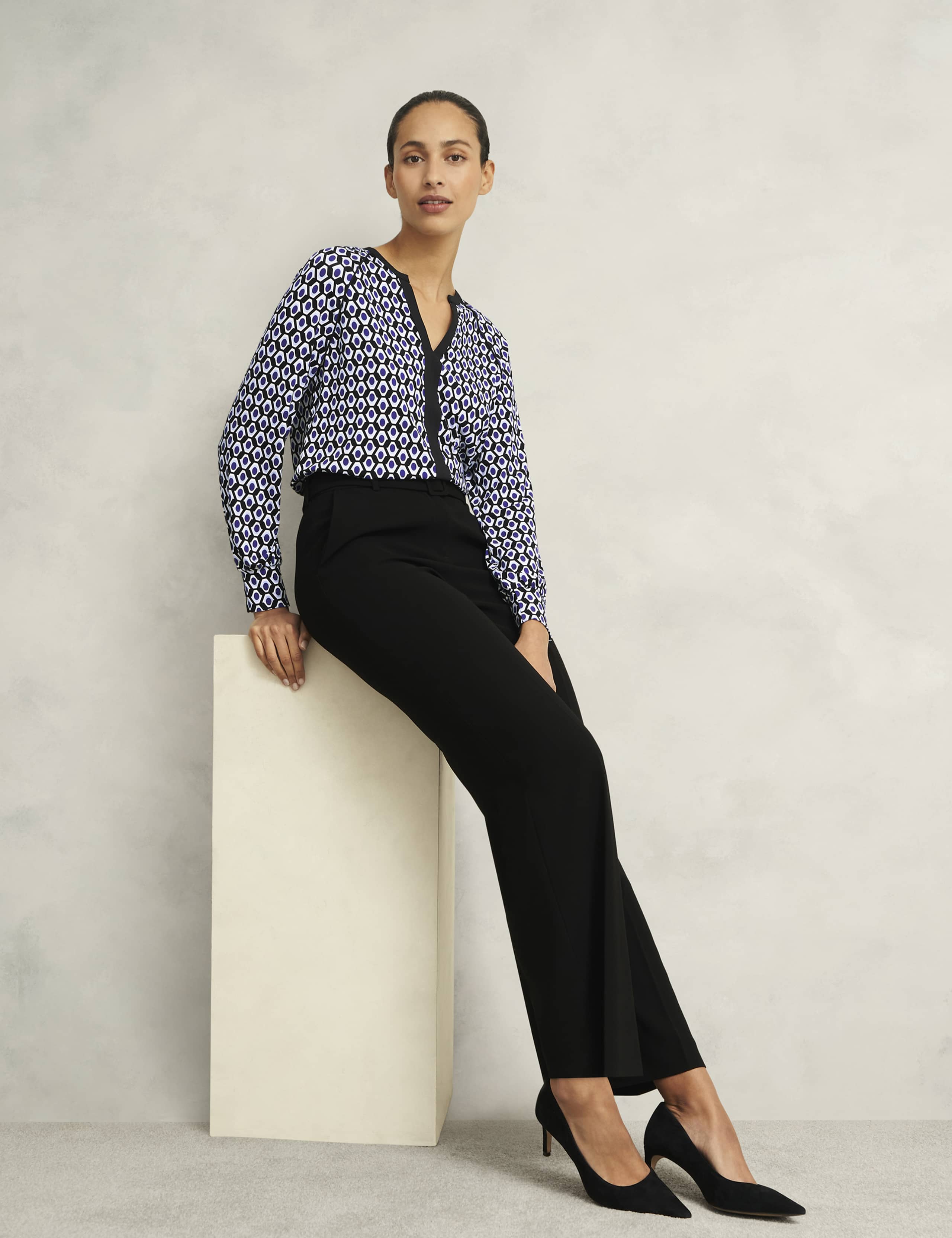 Jersey Geometric V-Neck Top 3 of 6