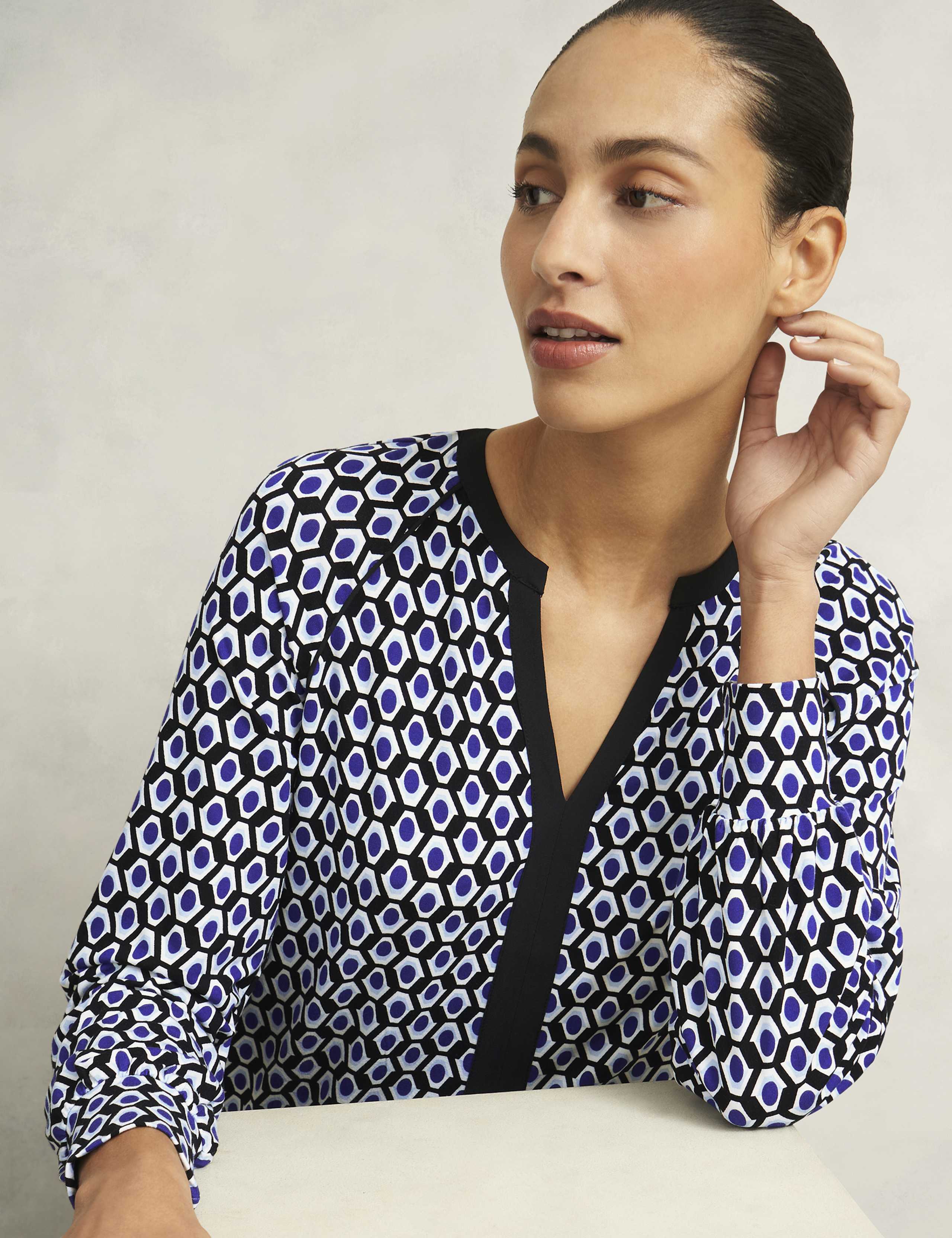 Jersey Geometric V-Neck Top 5 of 6