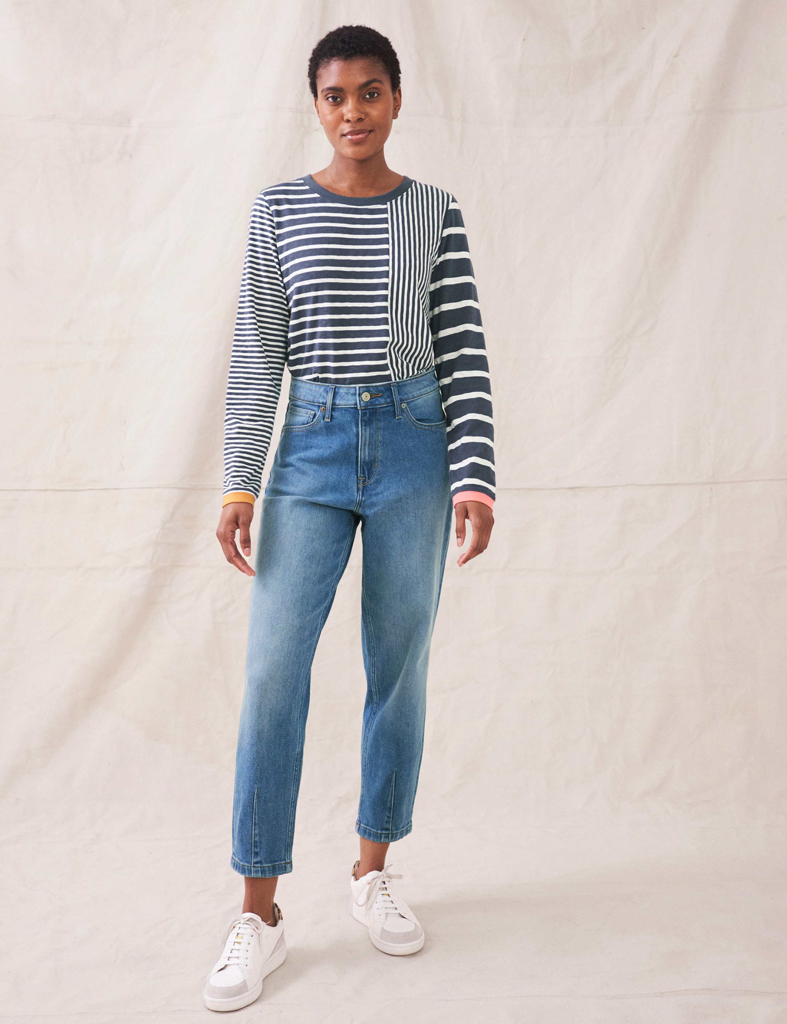 Barrel Jeans with Tencel™ 1 of 6