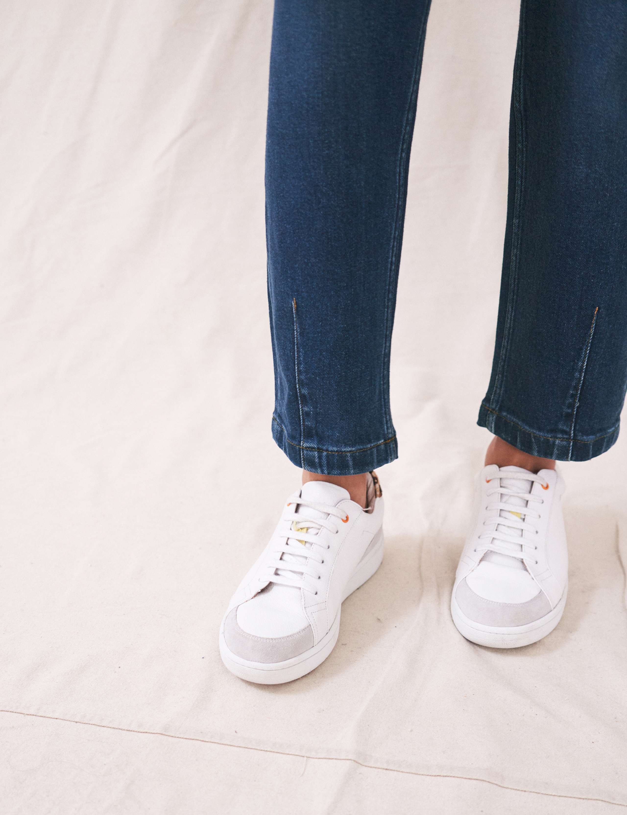 Barrel Jeans with Tencel™ 3 of 6