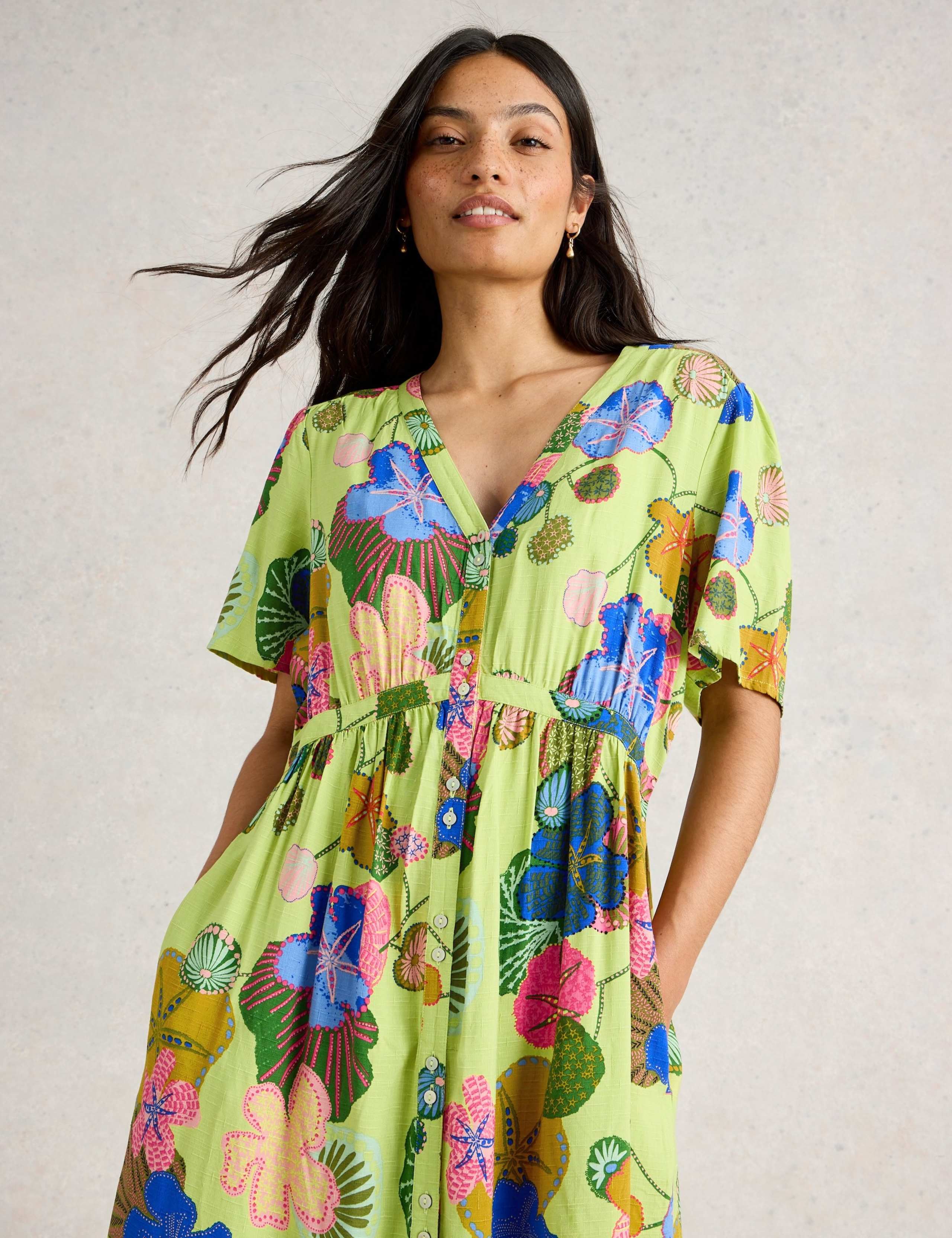 Printed V-Neck Shirred Midi Tea Dress 5 of 6