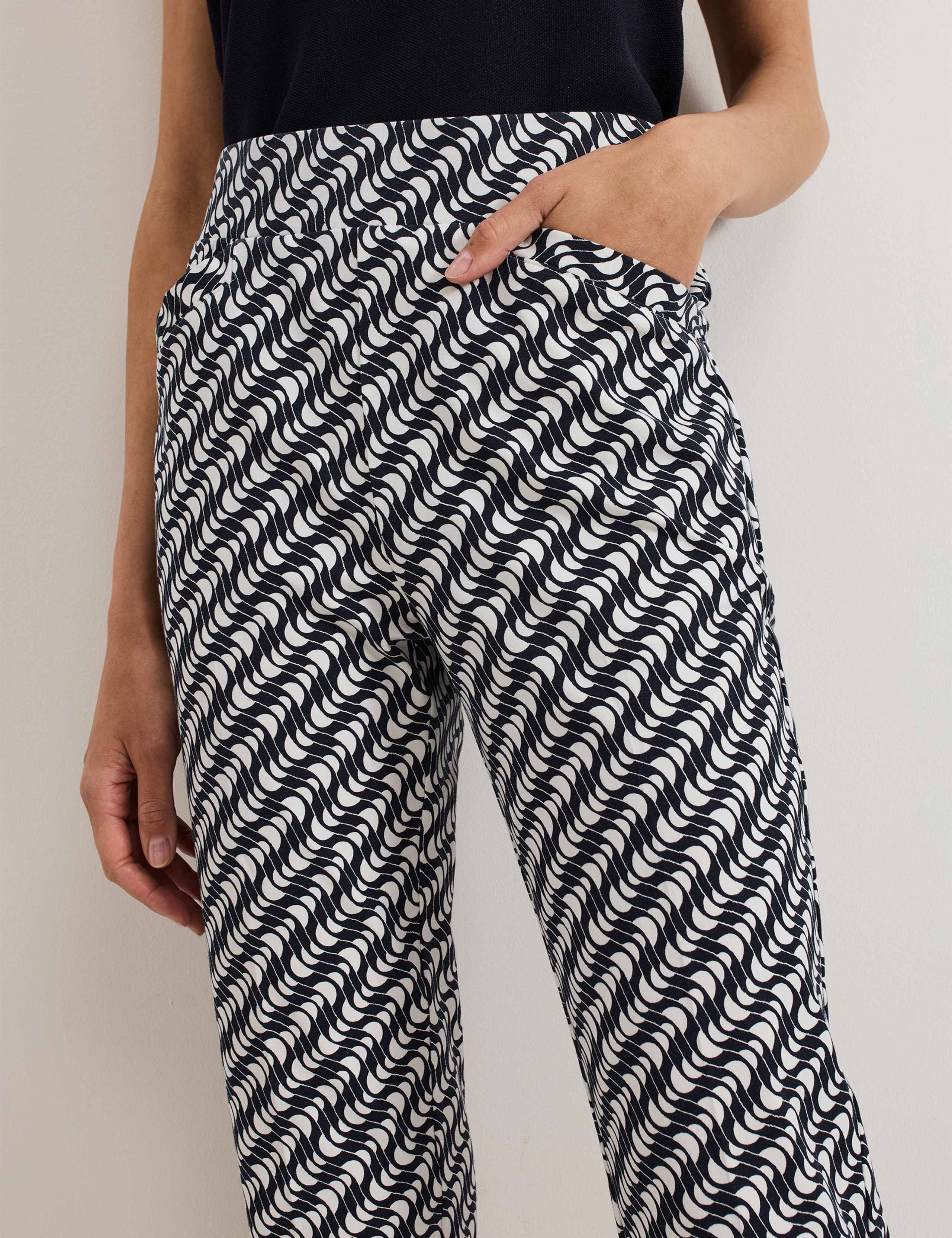 Printed Straight Leg Cropped Trousers 5 of 7