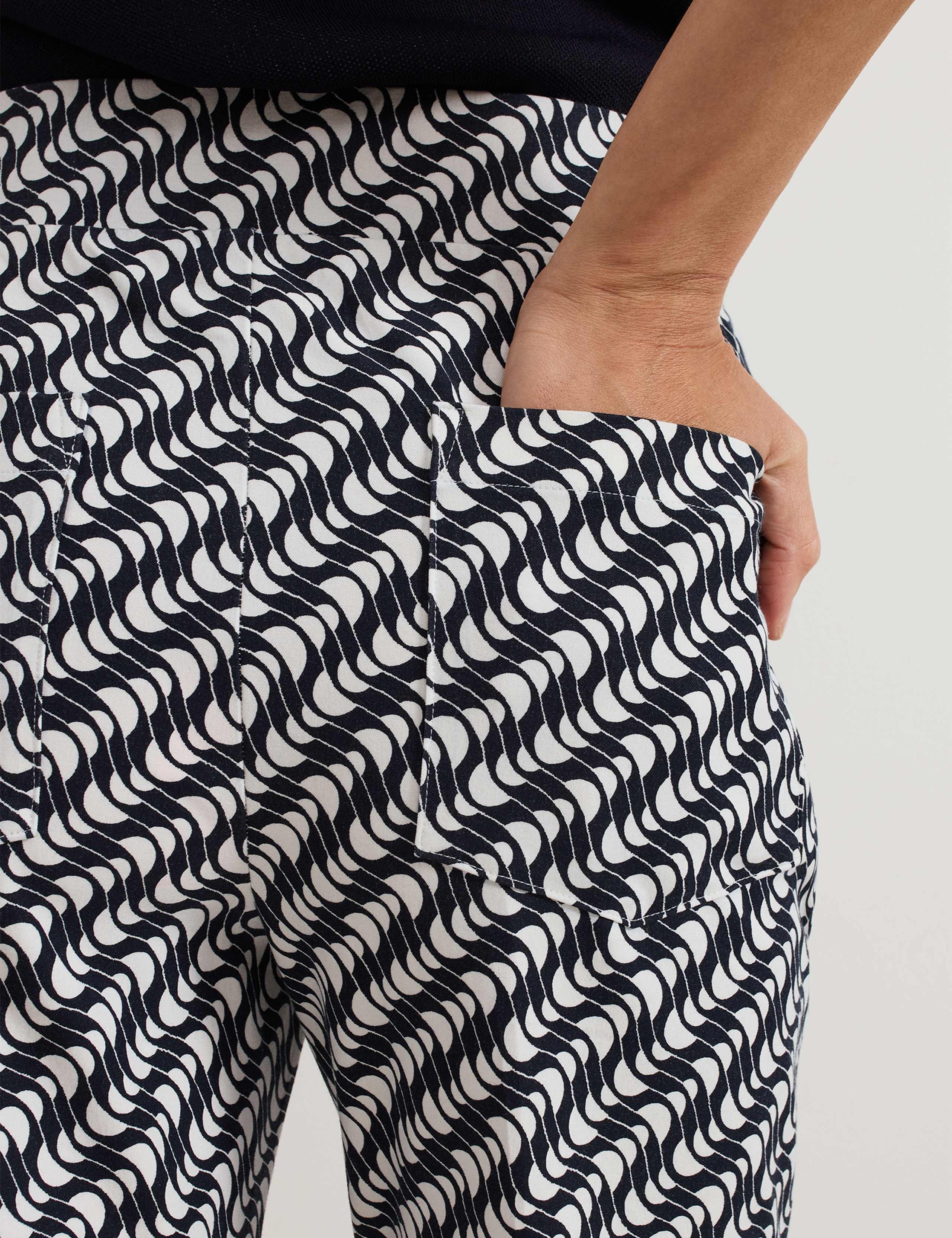 Printed Straight Leg Cropped Trousers 6 of 7