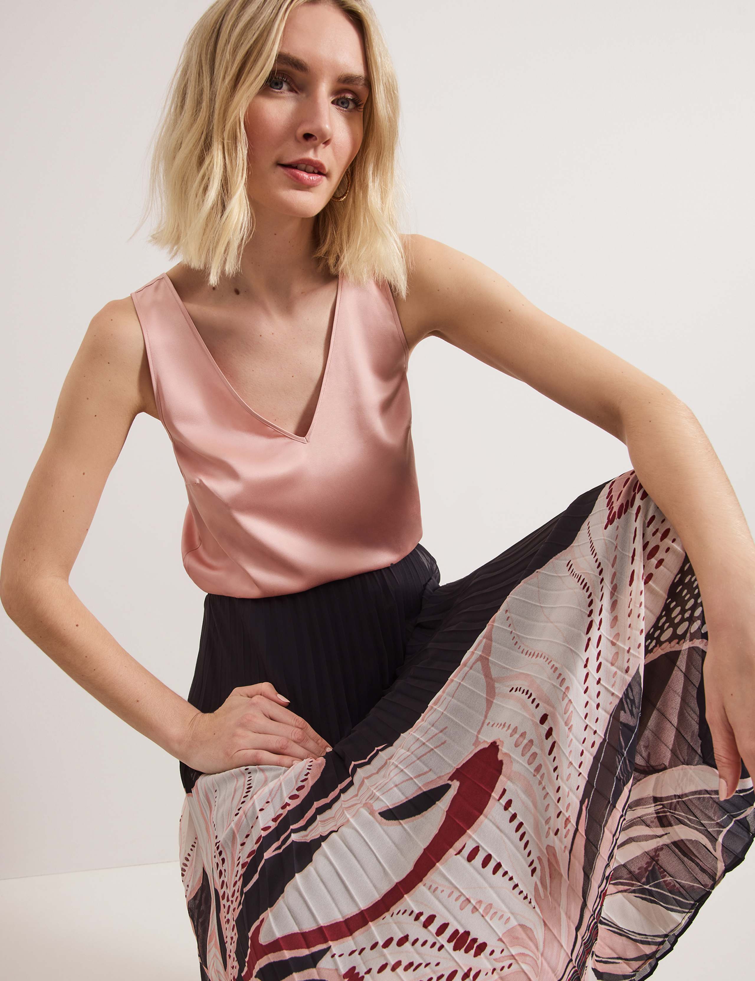 Floral Pleated Midi Skirt 5 of 6