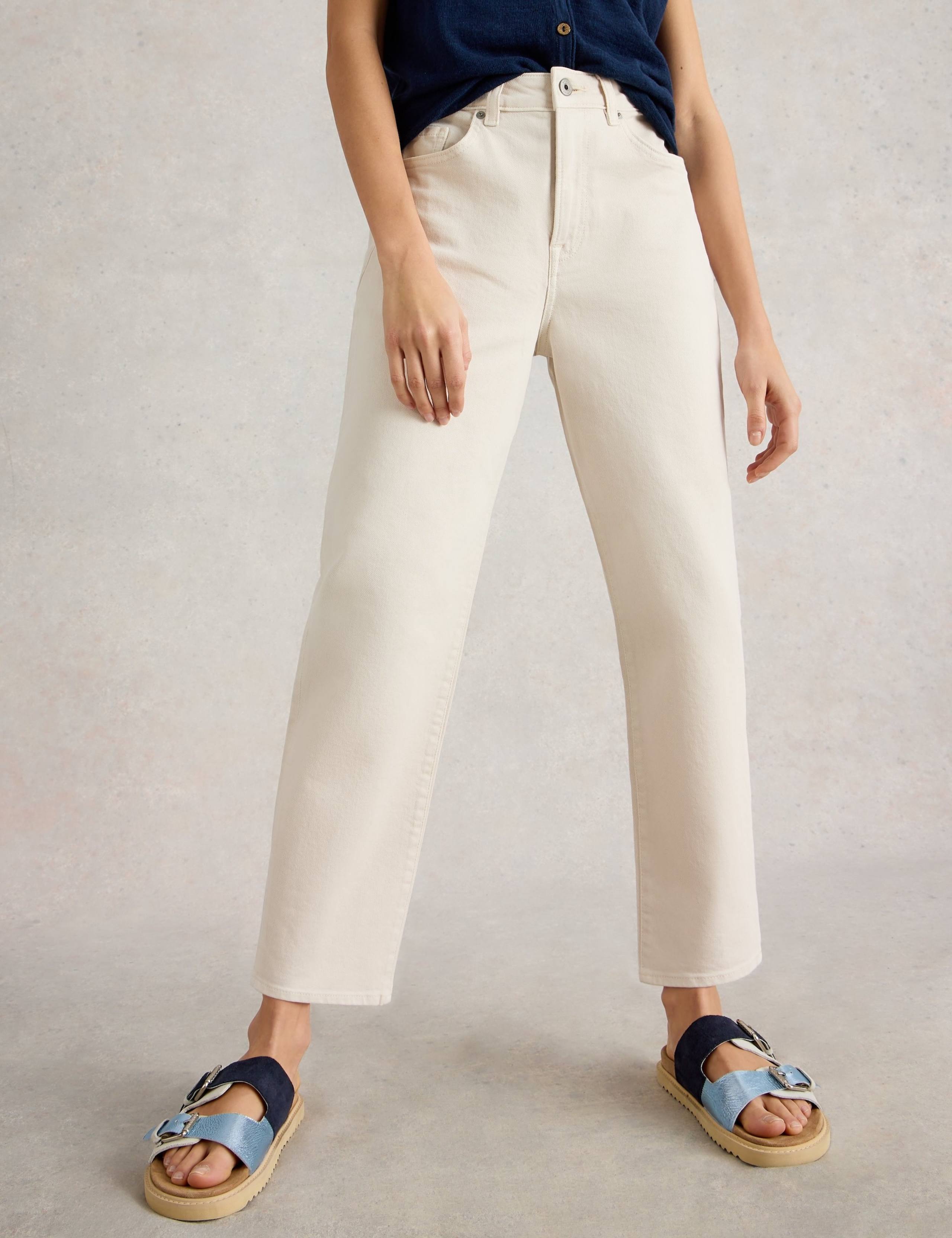 Mid Rise Tapered Cropped Jeans 2 of 4