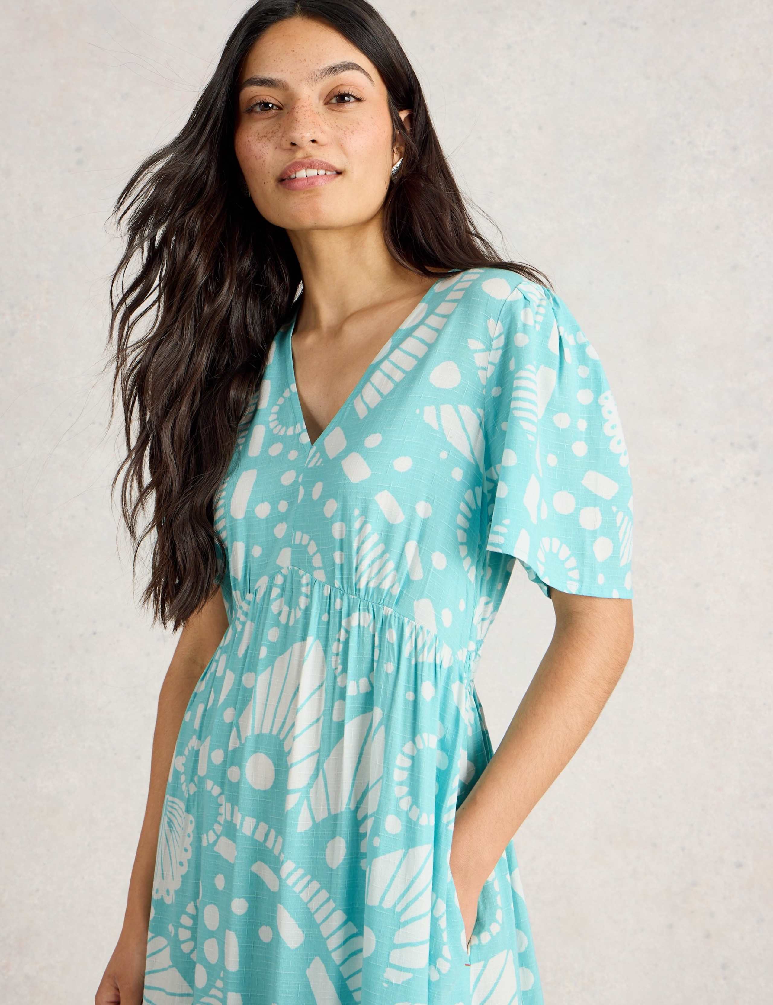 Printed V-Neck Midi Tea Dress 4 of 6