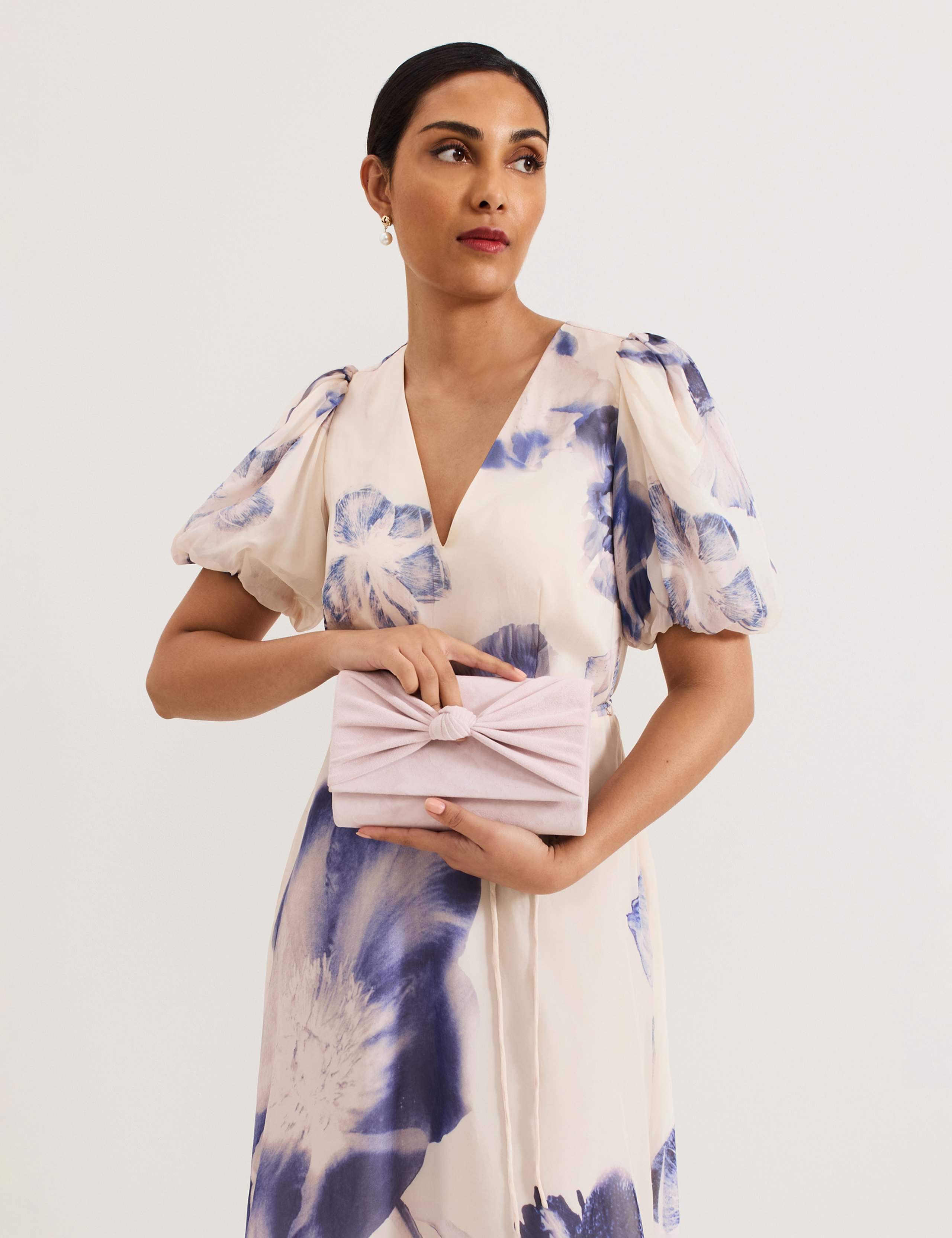 Suede Knot Front Clutch Bag 3 of 8