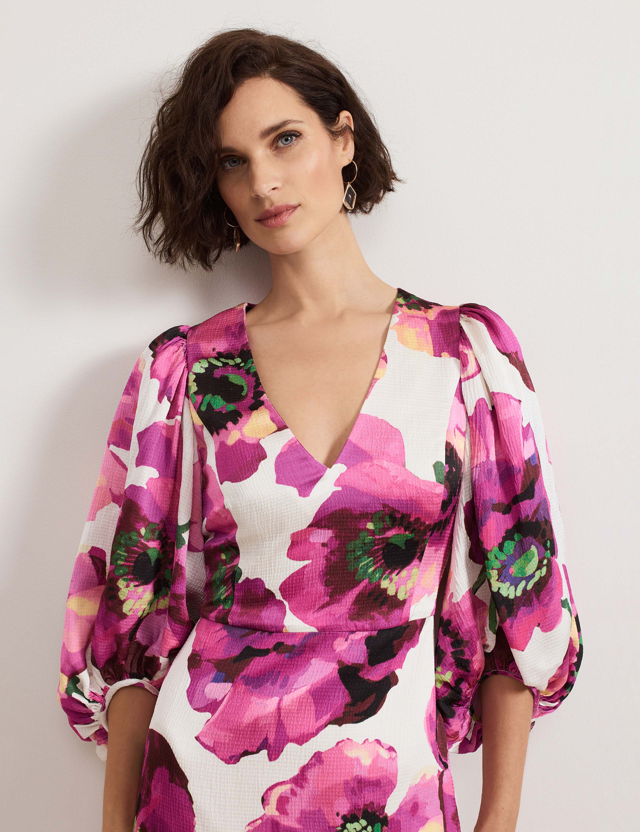 Floral V-Neck Mini Waisted Dress 5 of 7