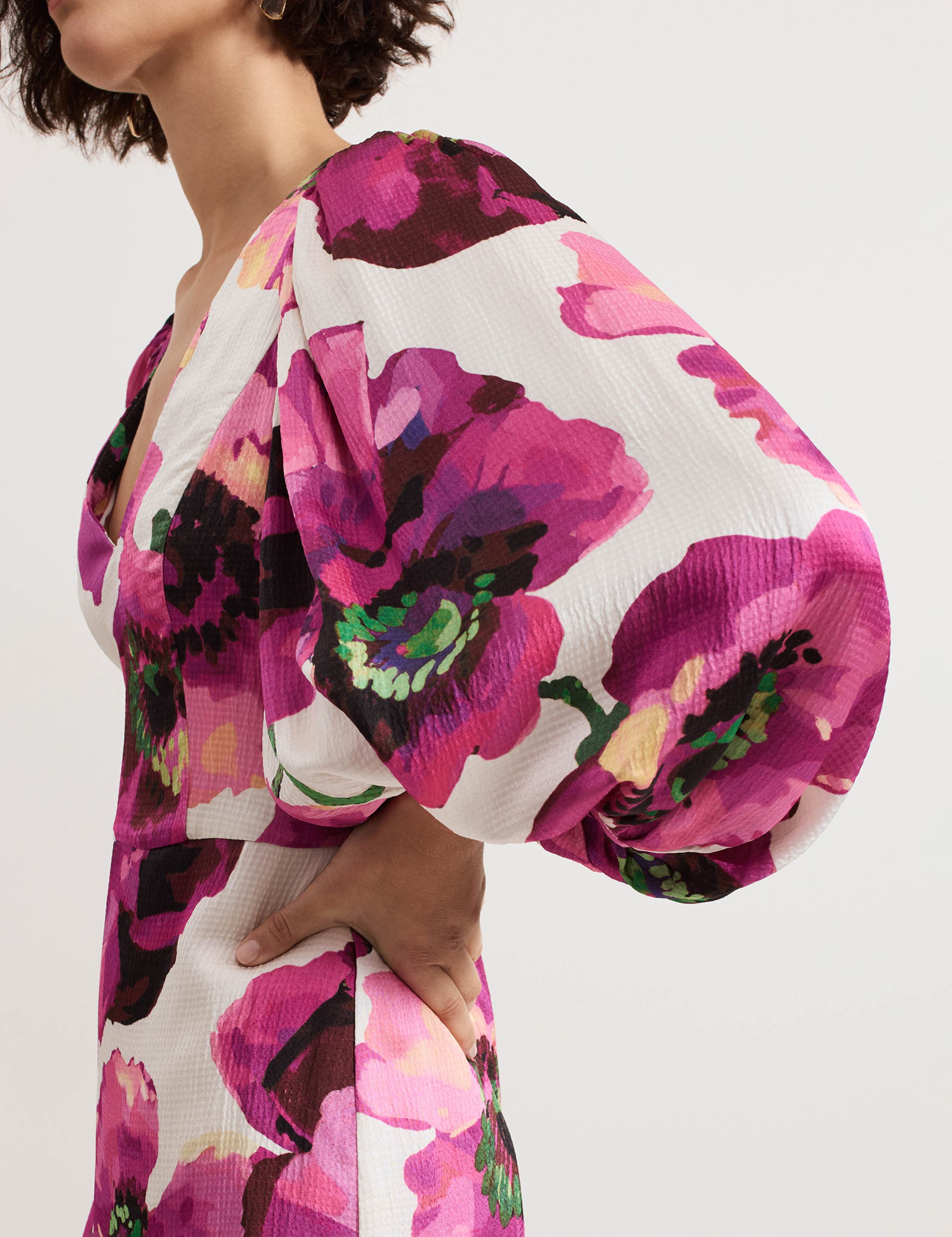 Floral V-Neck Mini Waisted Dress 7 of 7