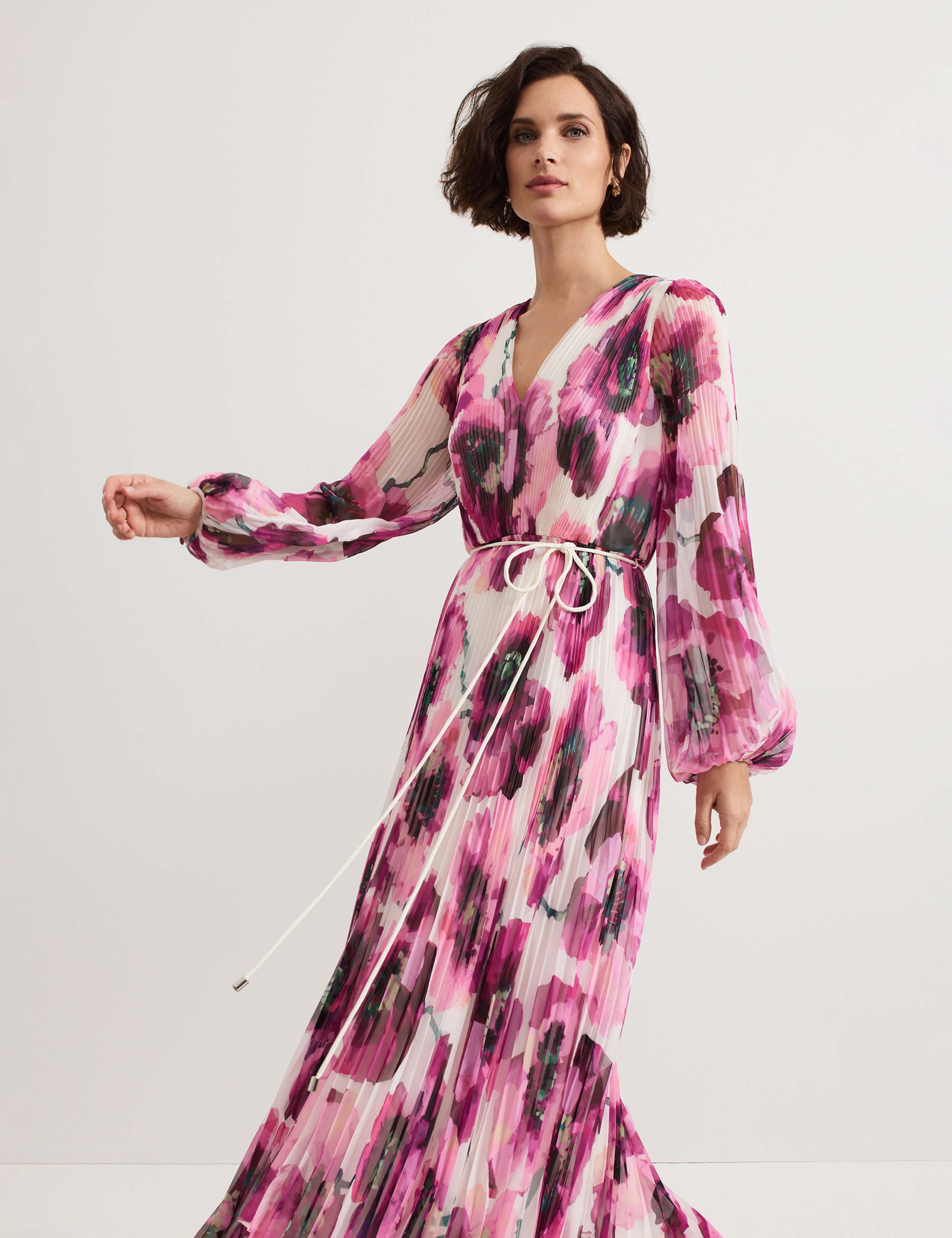 Floral V-Neck Tie Waist Maxi Wrap Dress 4 of 7