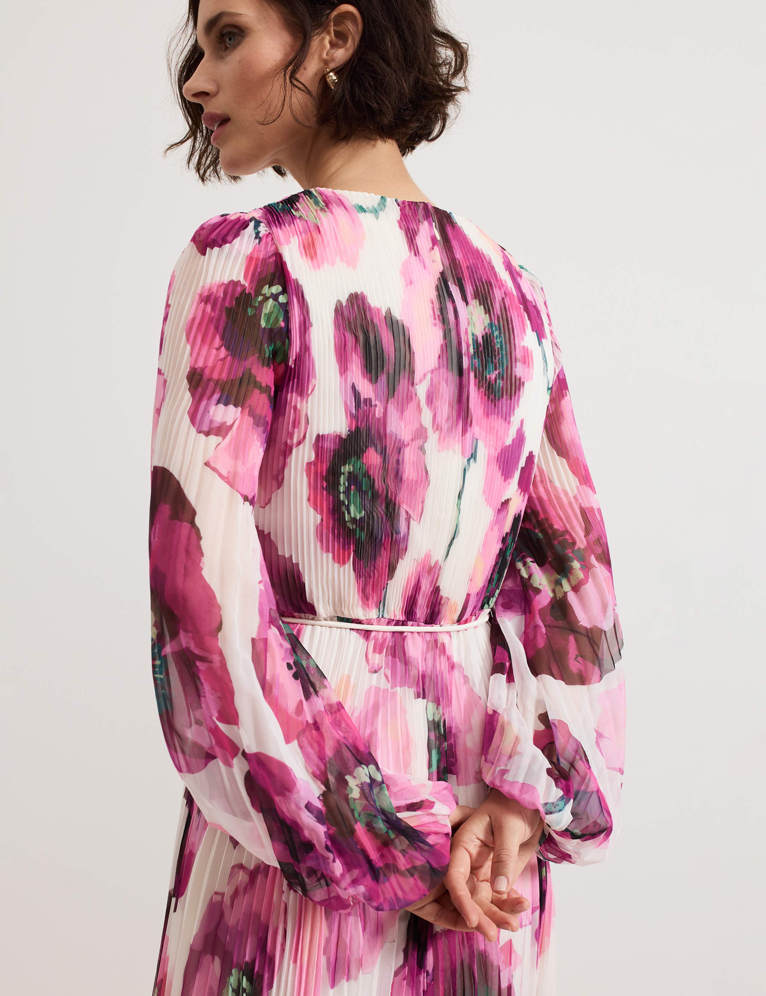 Floral V-Neck Tie Waist Maxi Wrap Dress 6 of 7