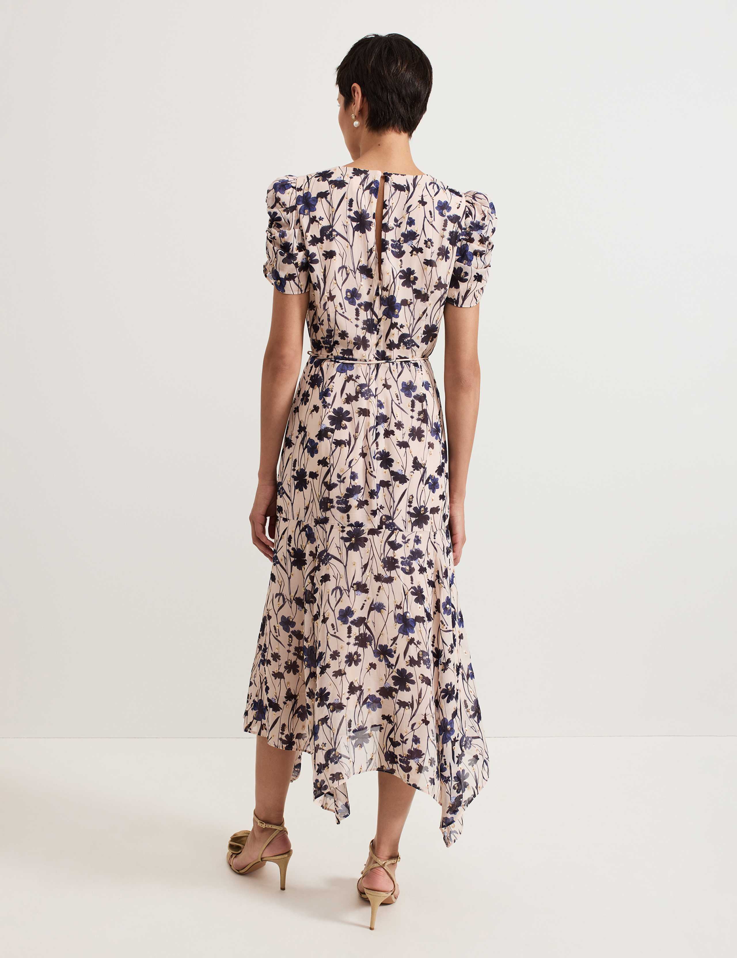 Floral V-Neck Midaxi Waisted Dress 3 of 8