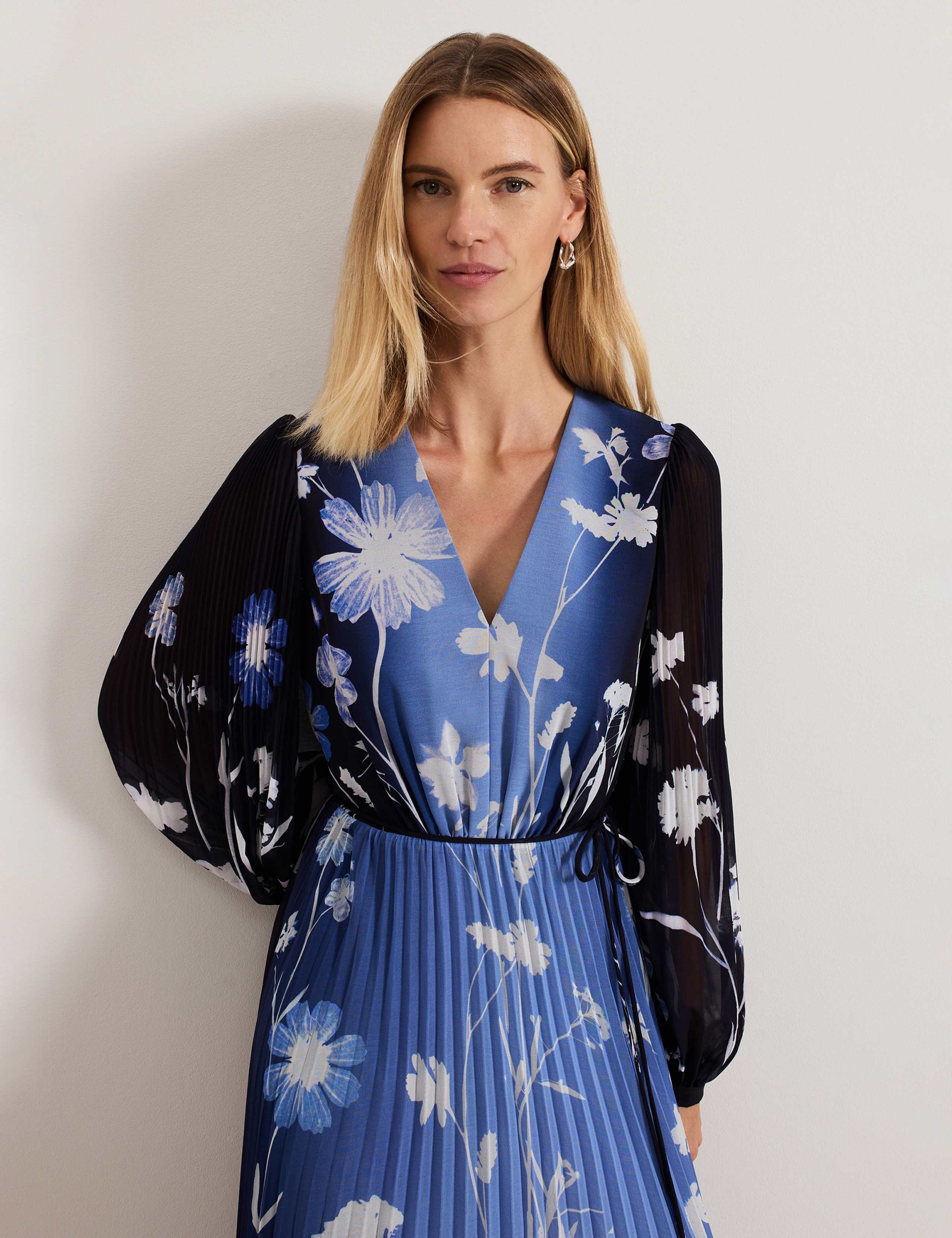 Floral V-Neck Maxi Waisted Dress 5 of 6