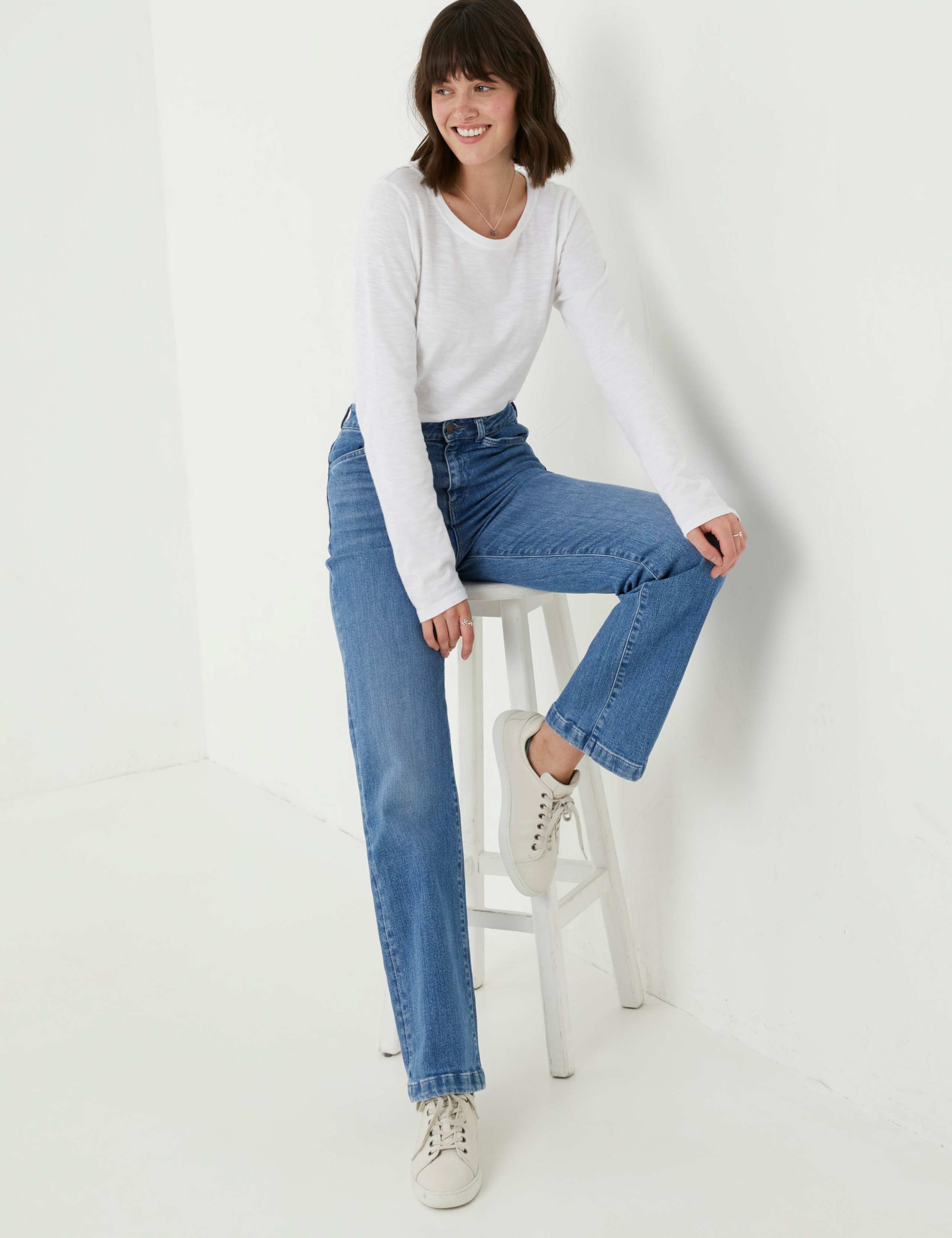 Wide Leg Jeans 1 of 5