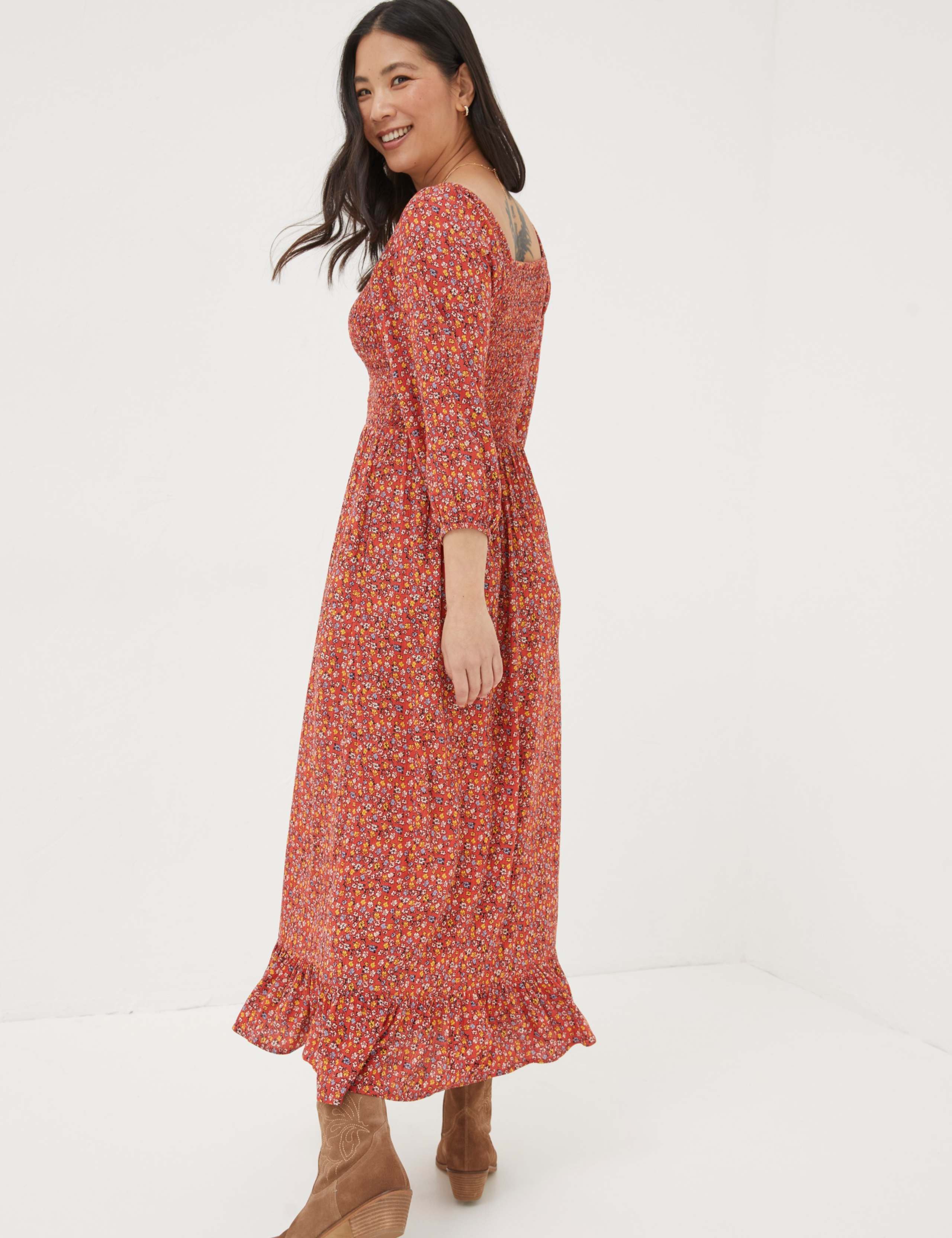 Ditsy Floral Shirred Midi Waisted Dress 3 of 5