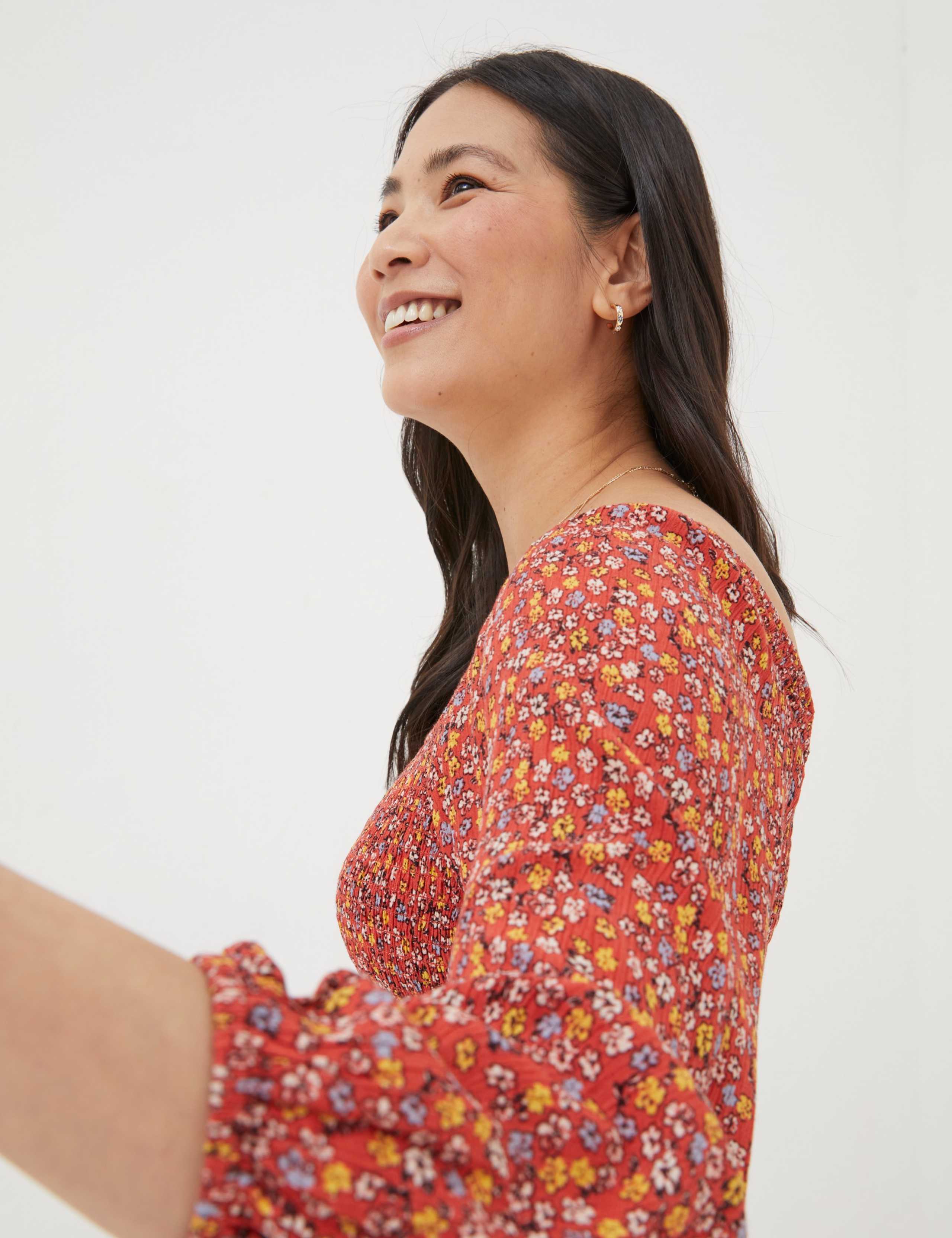 Ditsy Floral Shirred Midi Waisted Dress 4 of 5