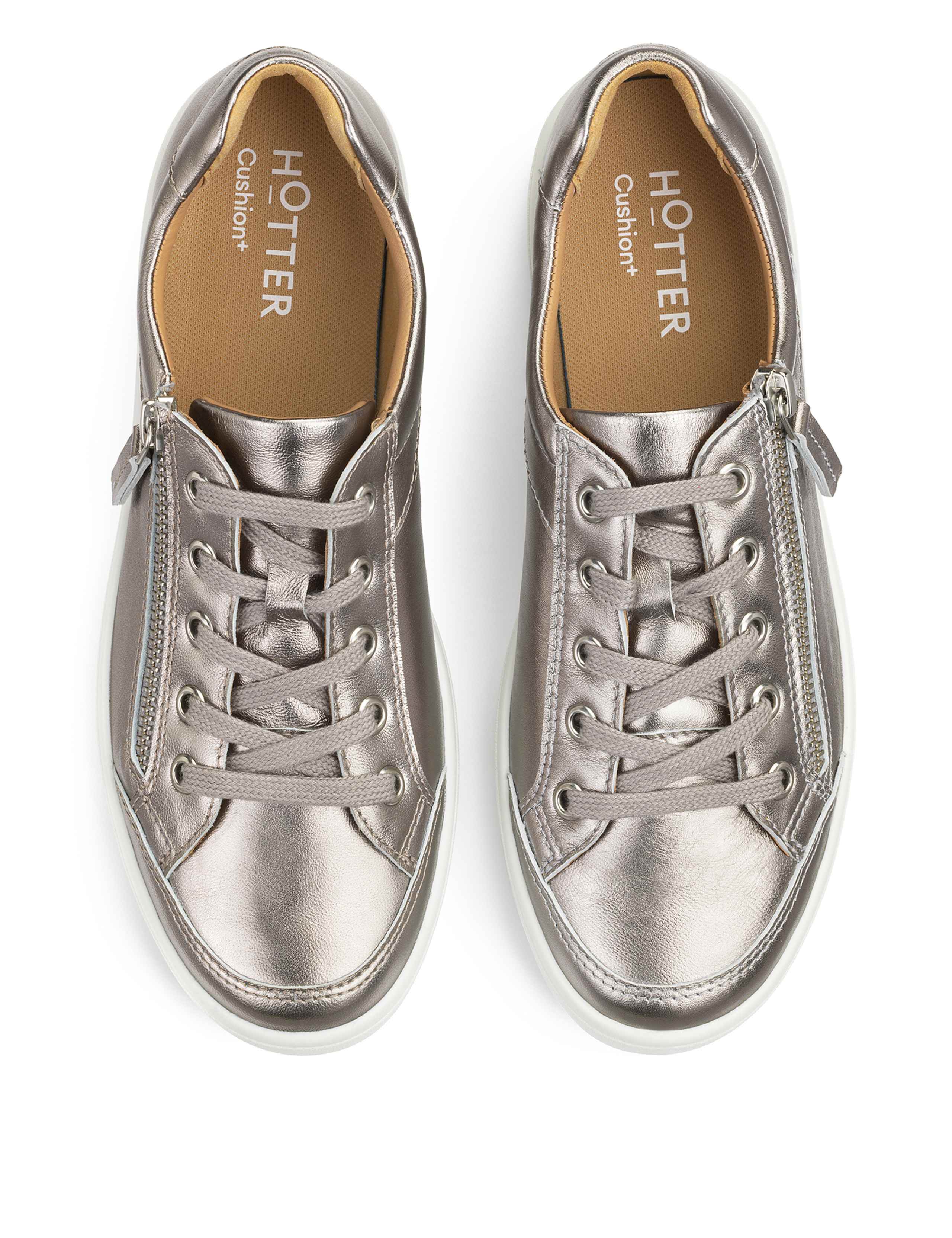 Chase II Wide Fit Leather Metallic Trainers 2 of 4