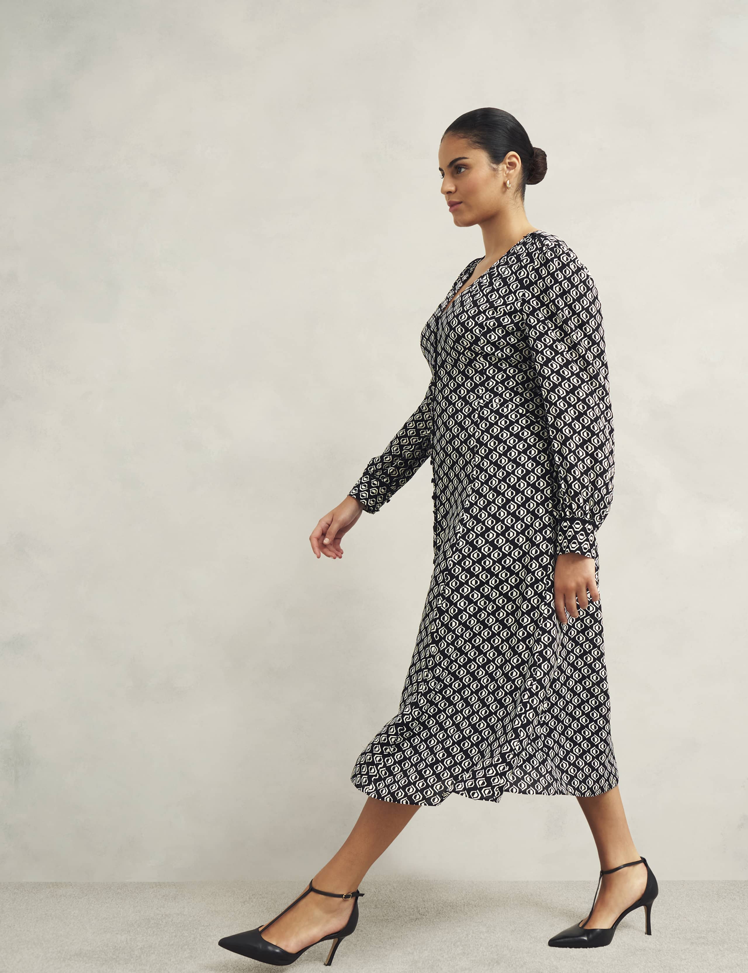 Geometric V-Neck Midi Skater Dress 4 of 10