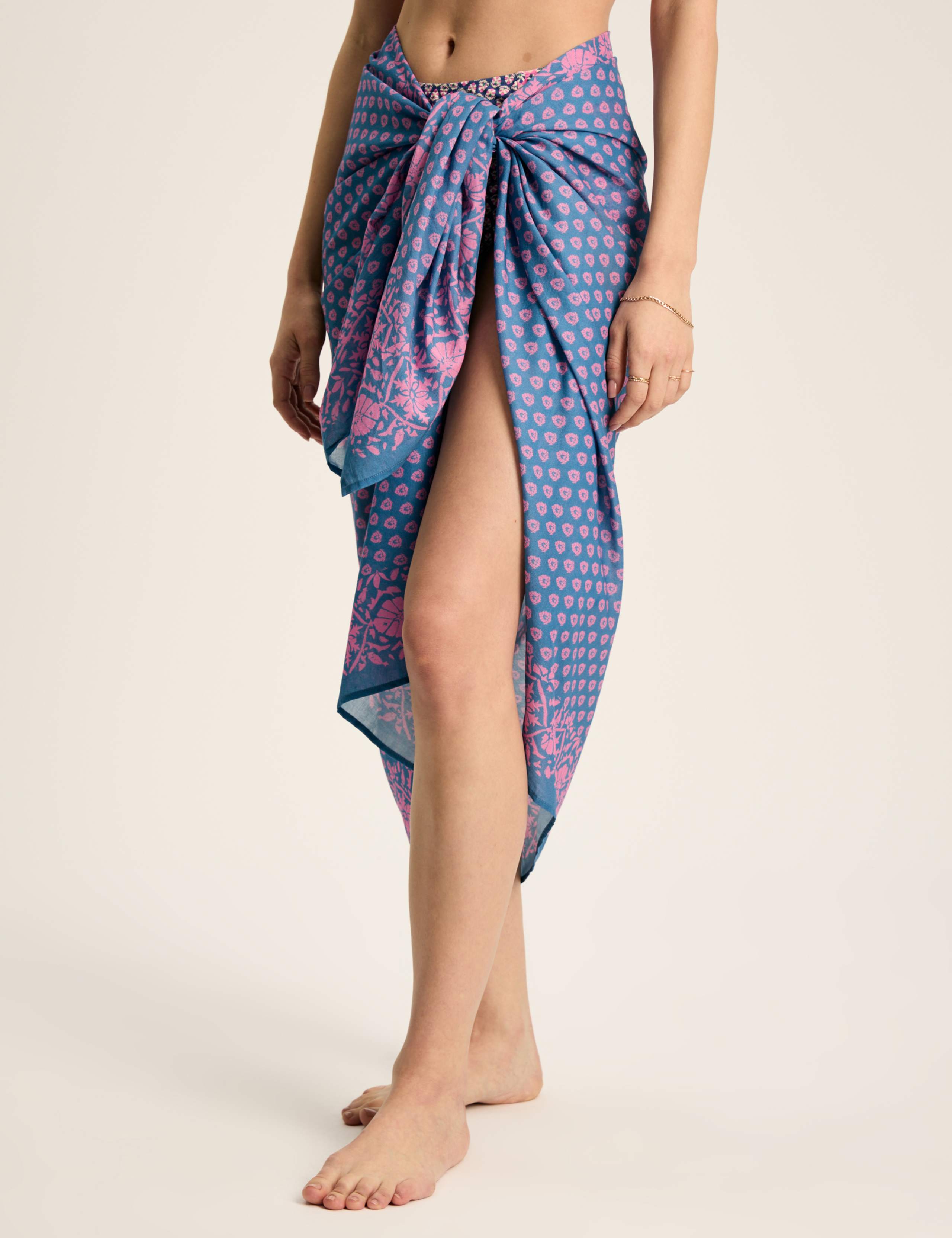 Pure Cotton Printed Sarong 3 of 5