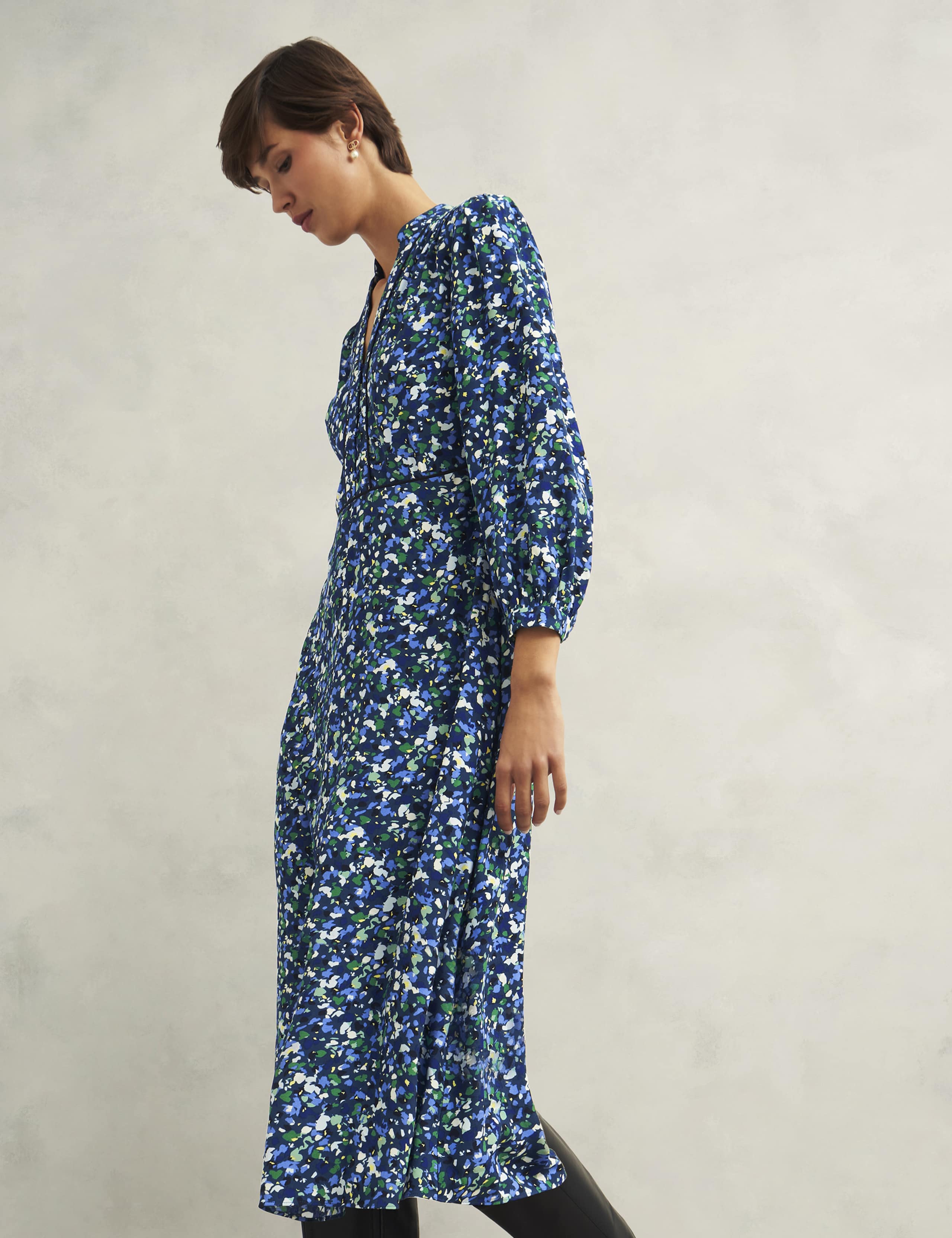 Printed V-Neck Midi Skater Dress 4 of 7