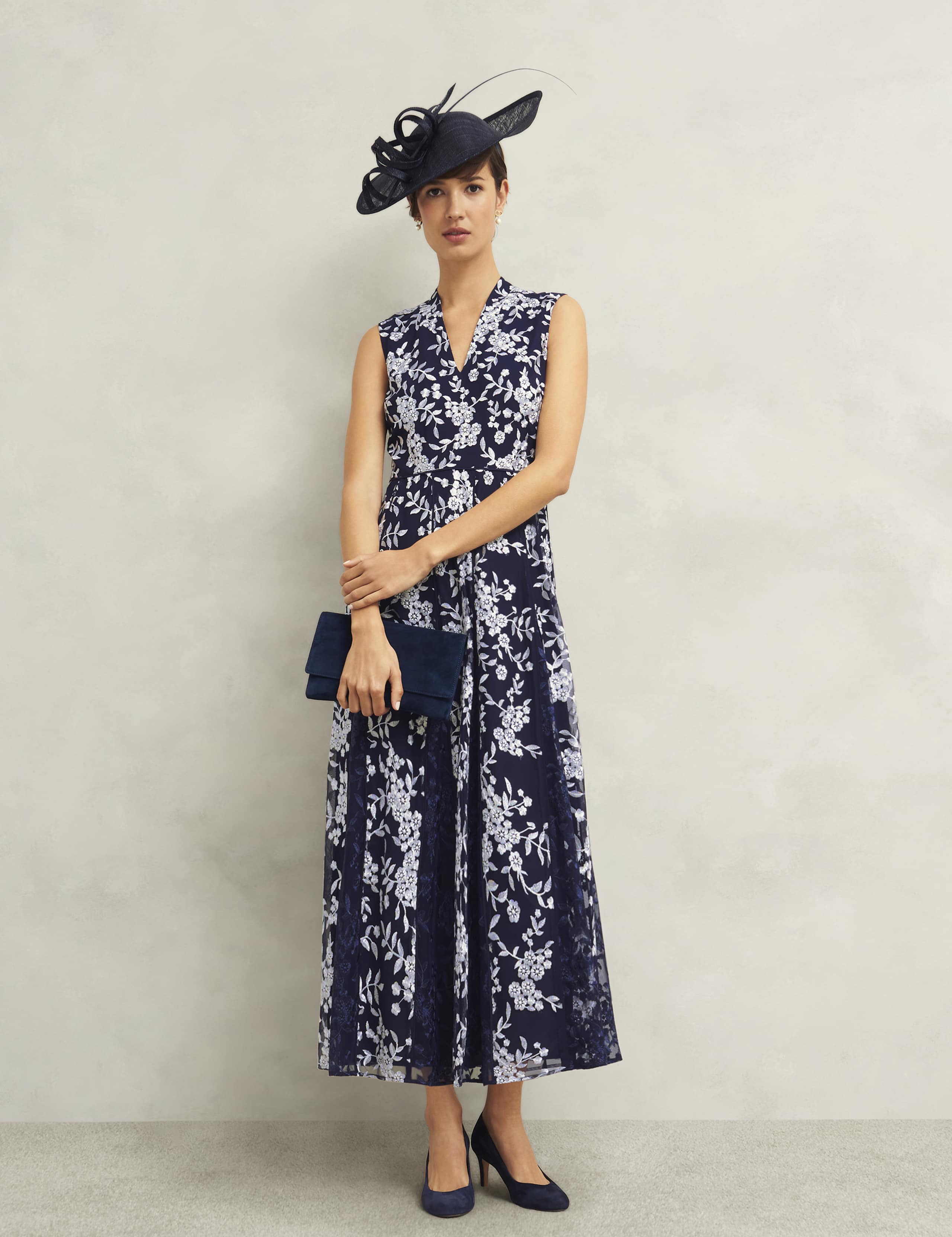 Floral Embroidered V-Neck Midaxi Dress 6 of 9
