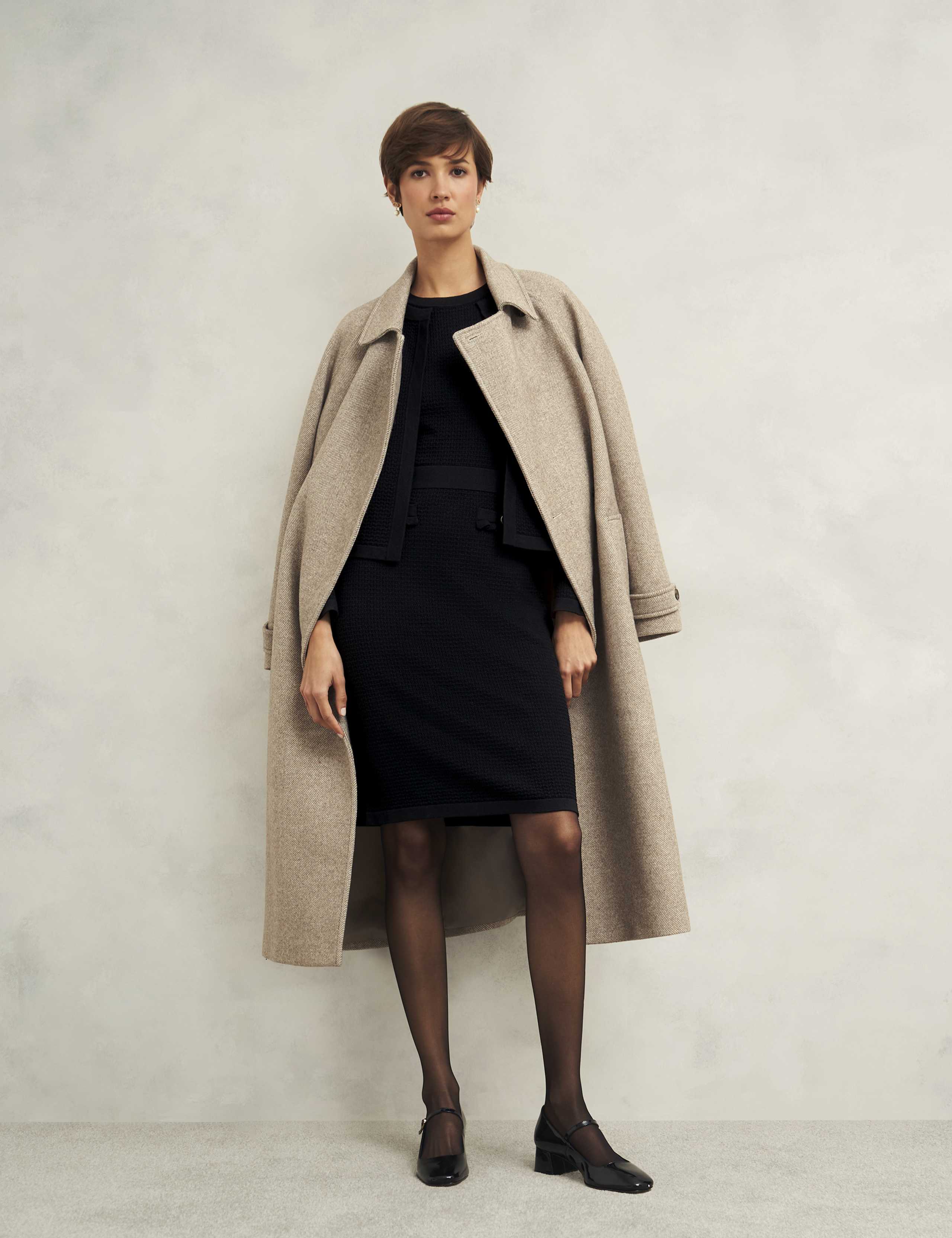 Knitted Textured Knee Length Shift Dress 7 of 8