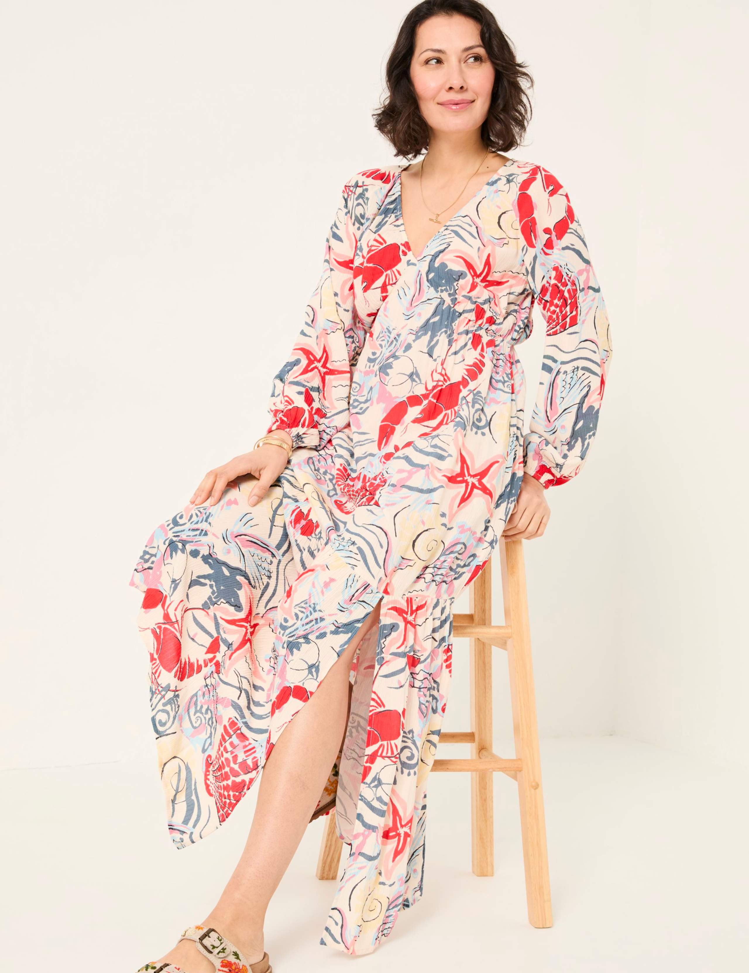 Printed V-Neck Midaxi Waisted Dress 5 of 5