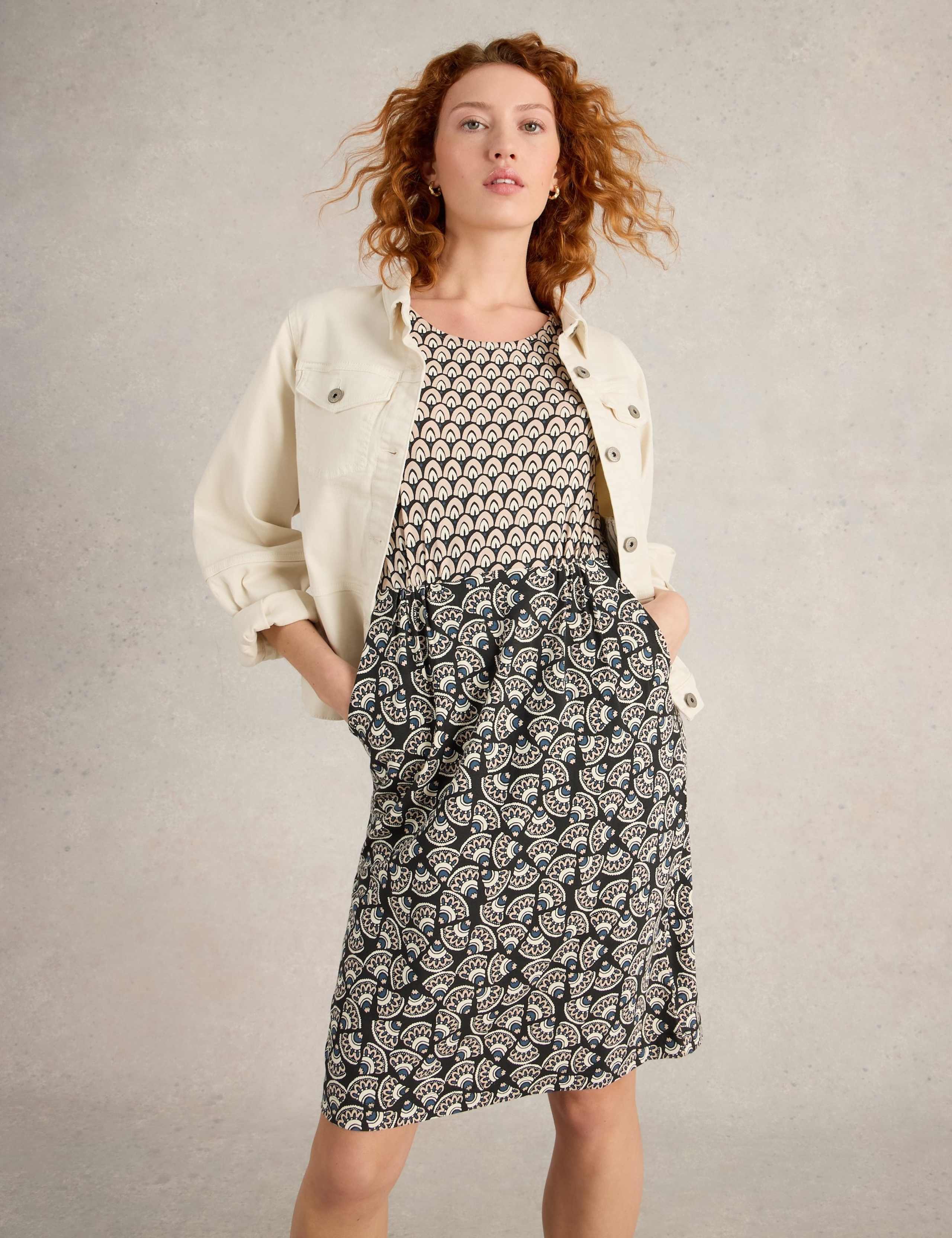 Jersey Printed Knee Length Waisted Dress 5 of 6