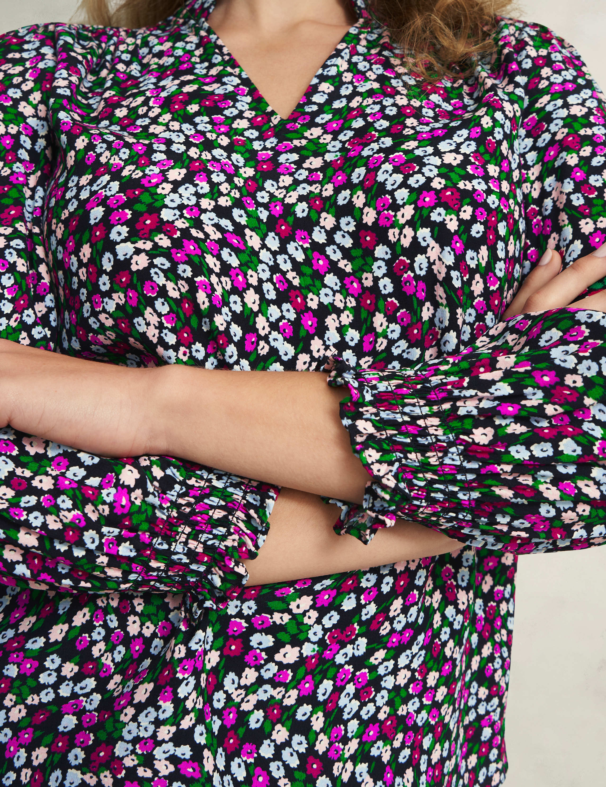 Floral Notch Neck Frill Sleeve Blouse 5 of 5