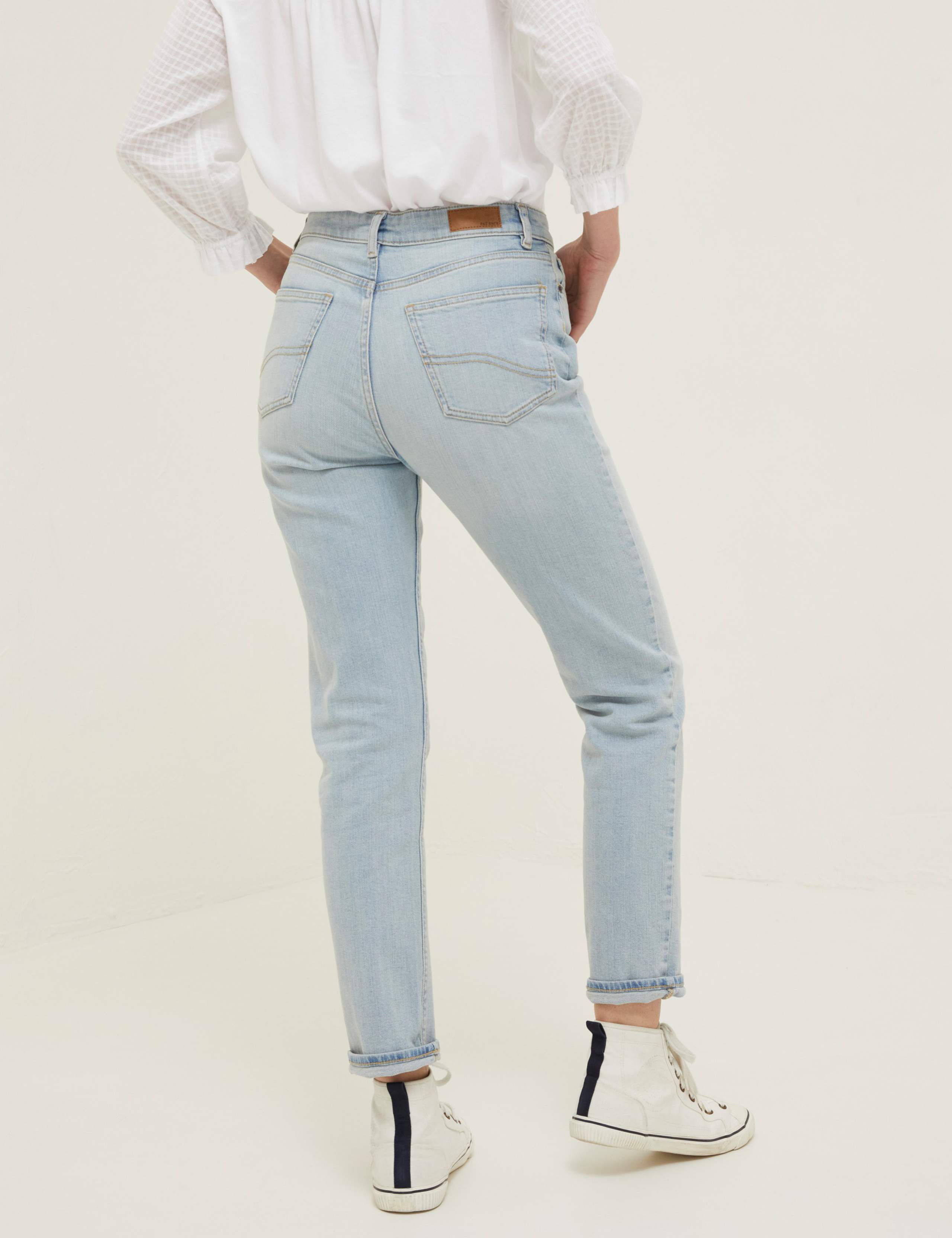 Boyfriend Jeans 4 of 5
