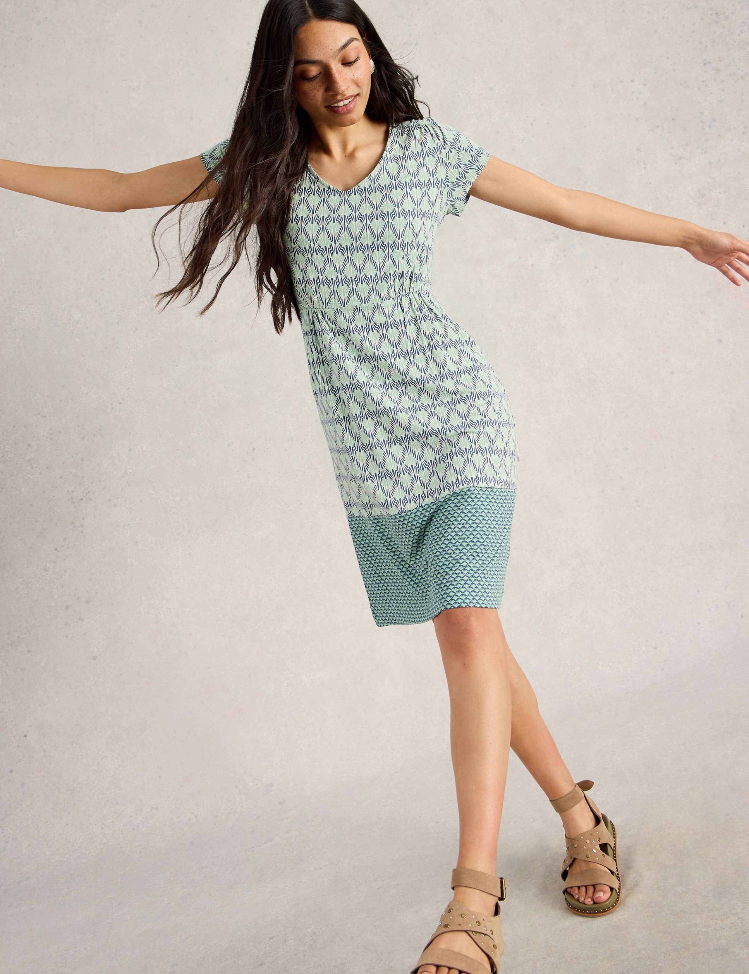 Jersey Printed V-Neck Waisted Dress 5 of 6