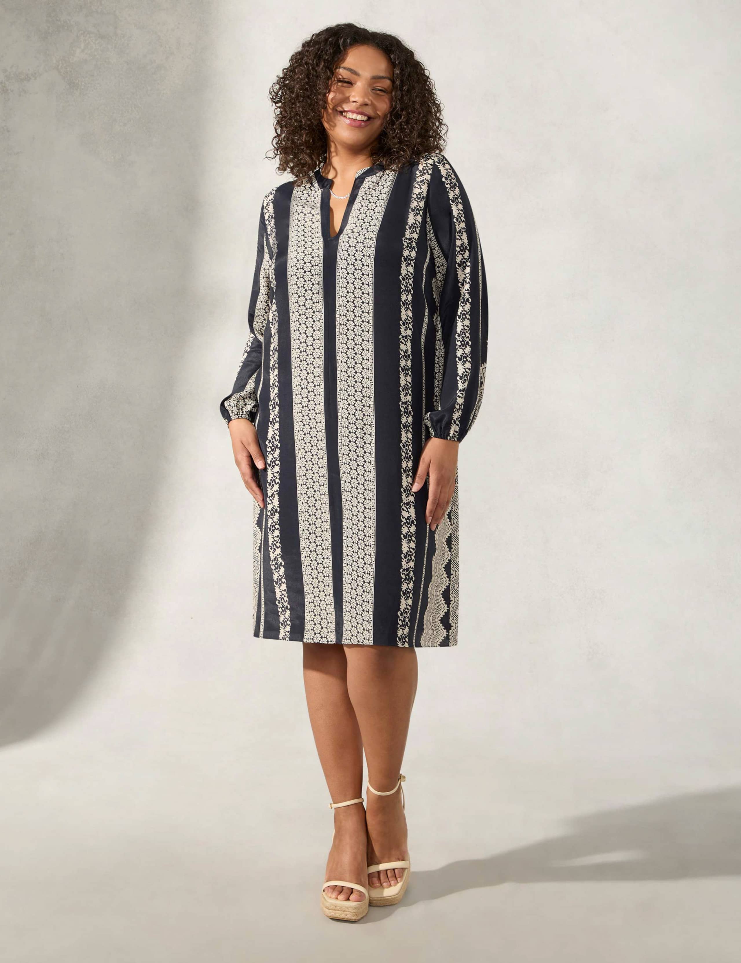 Striped V-Neck Knee Length Shift Dress 6 of 7