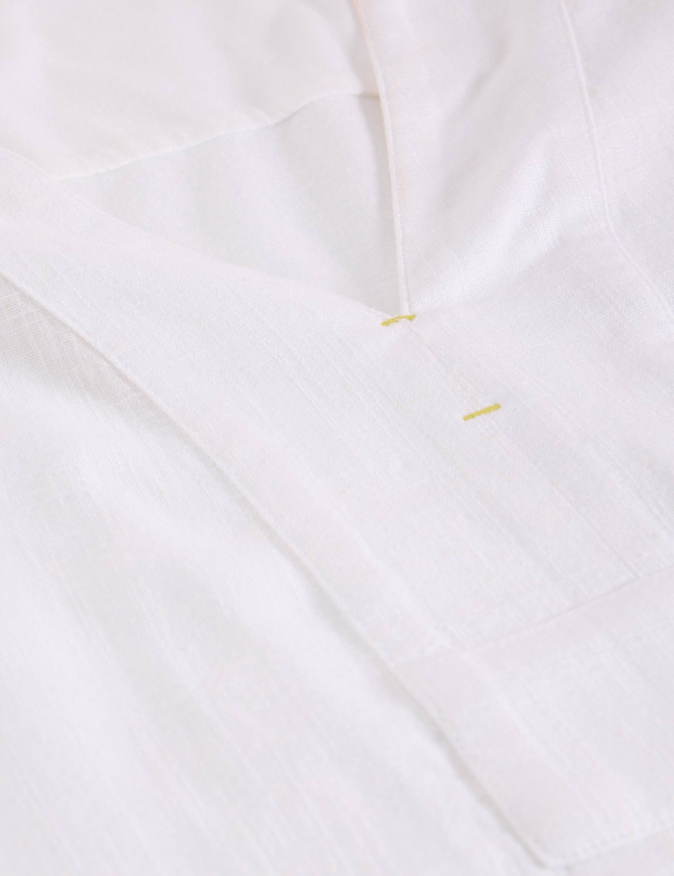 V-Neck Pleat Detail Shirt with Linen 6 of 6