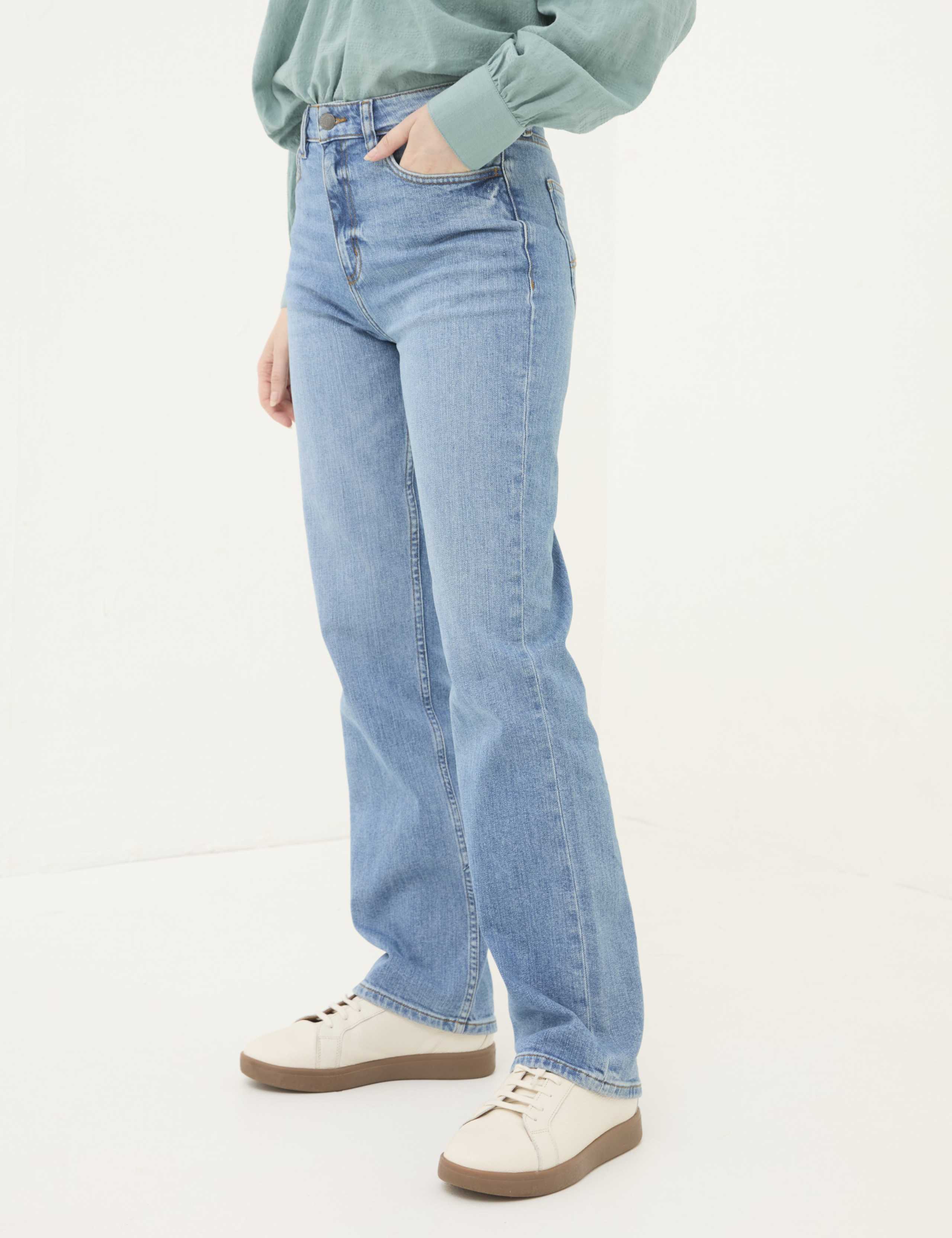 Straight Leg Jeans 3 of 6